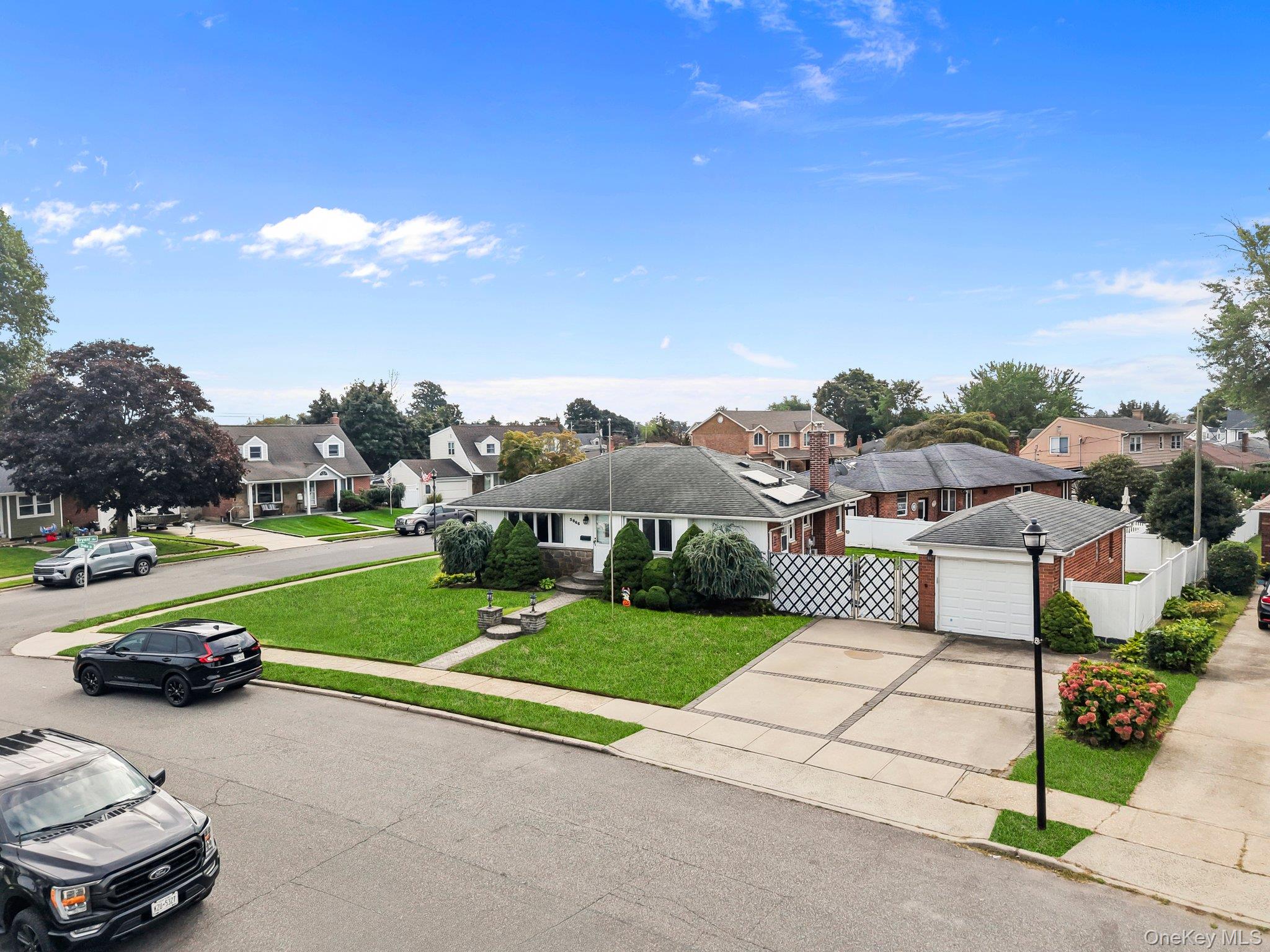 3866 Drake Street – For Sale photo 46