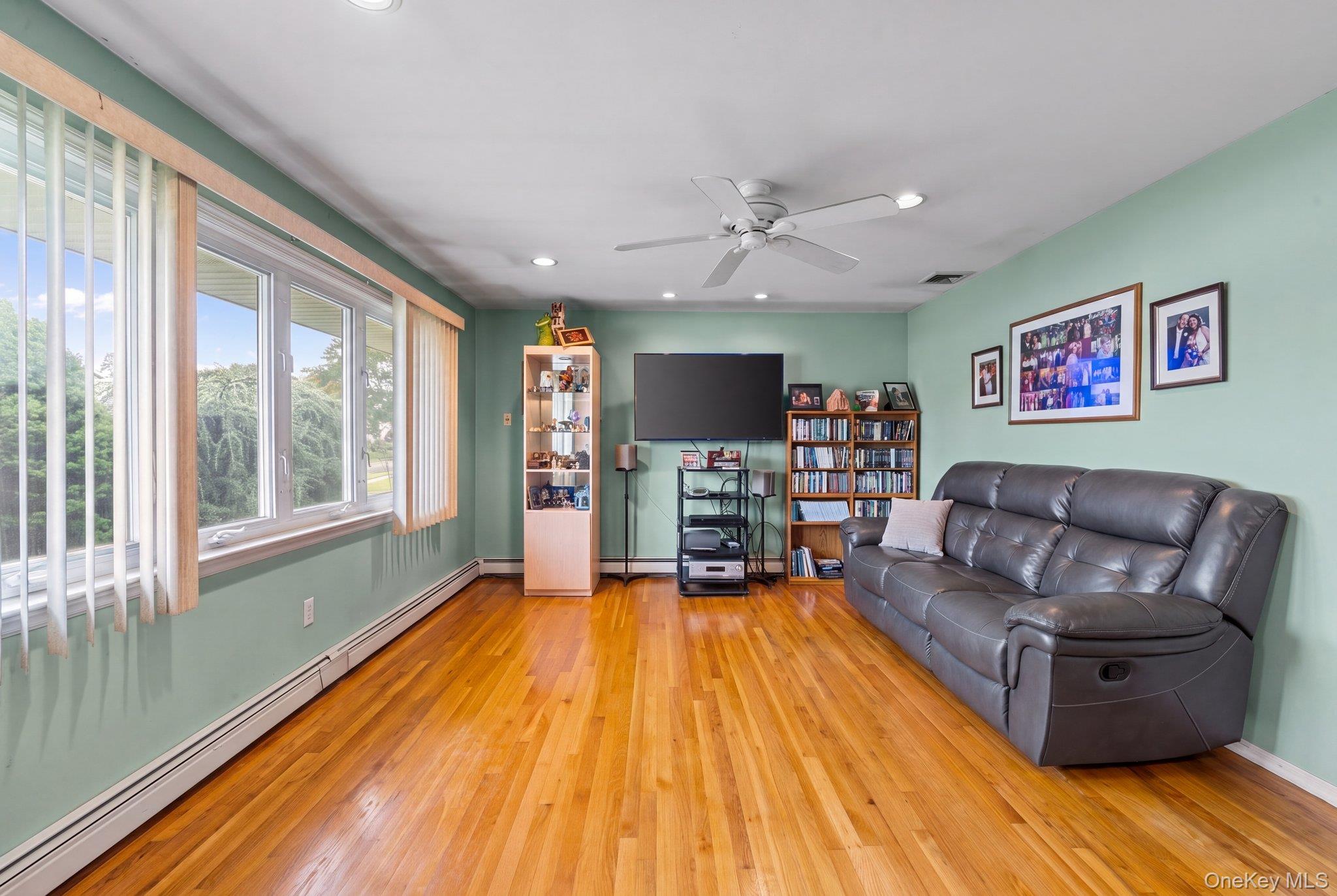 3866 Drake Street – For Sale photo 13