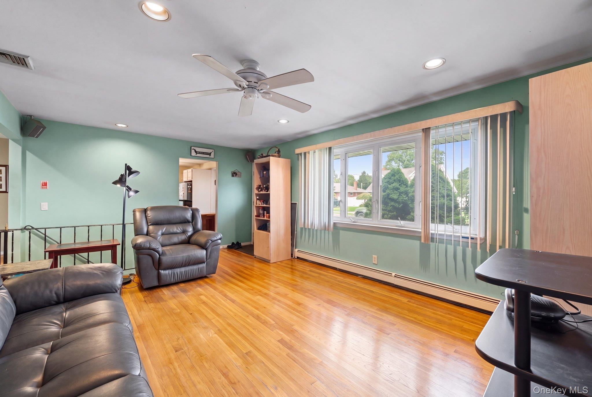 3866 Drake Street – For Sale photo 17