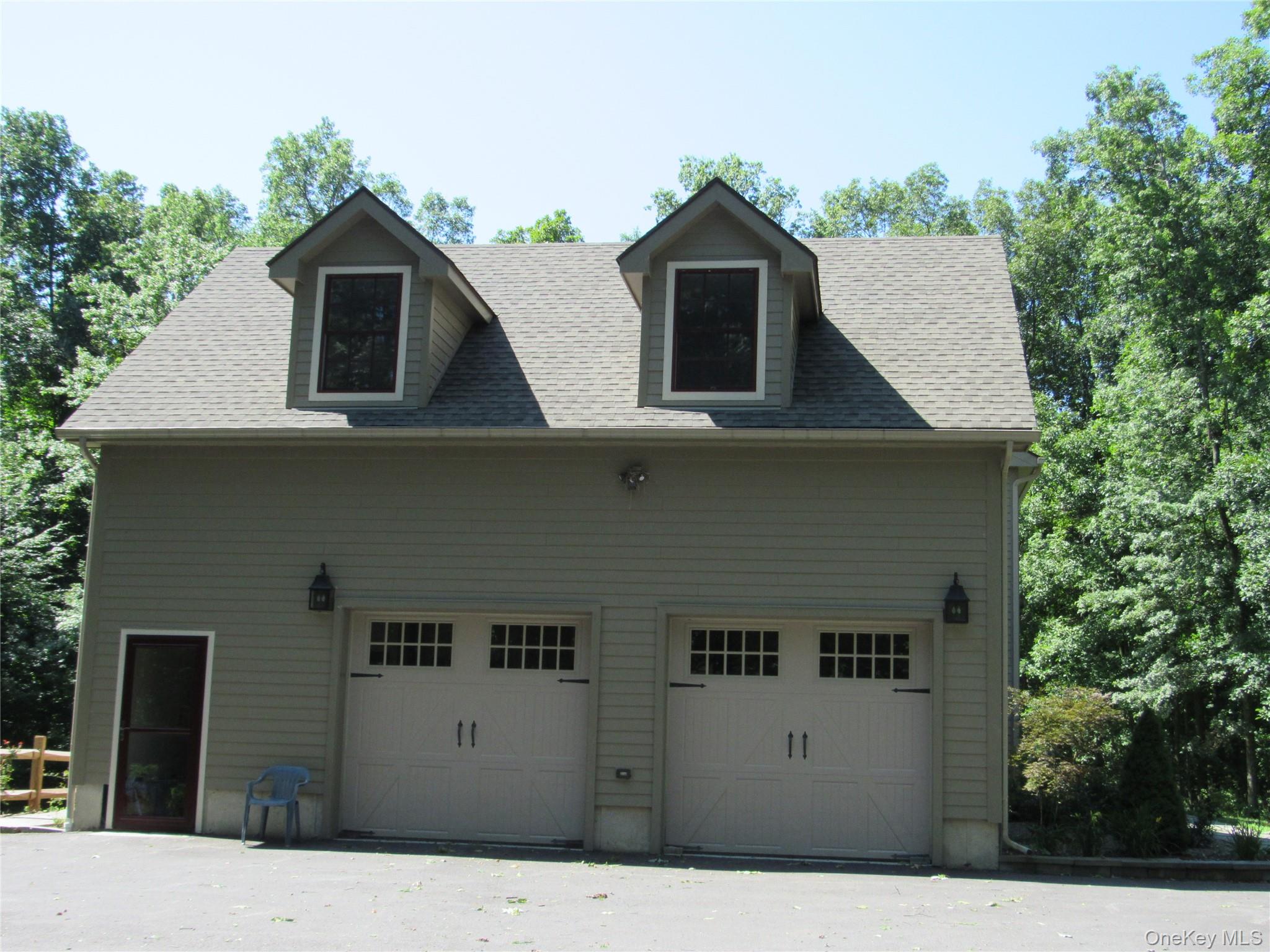 193 Stony Bar Road, Unit Apt 1