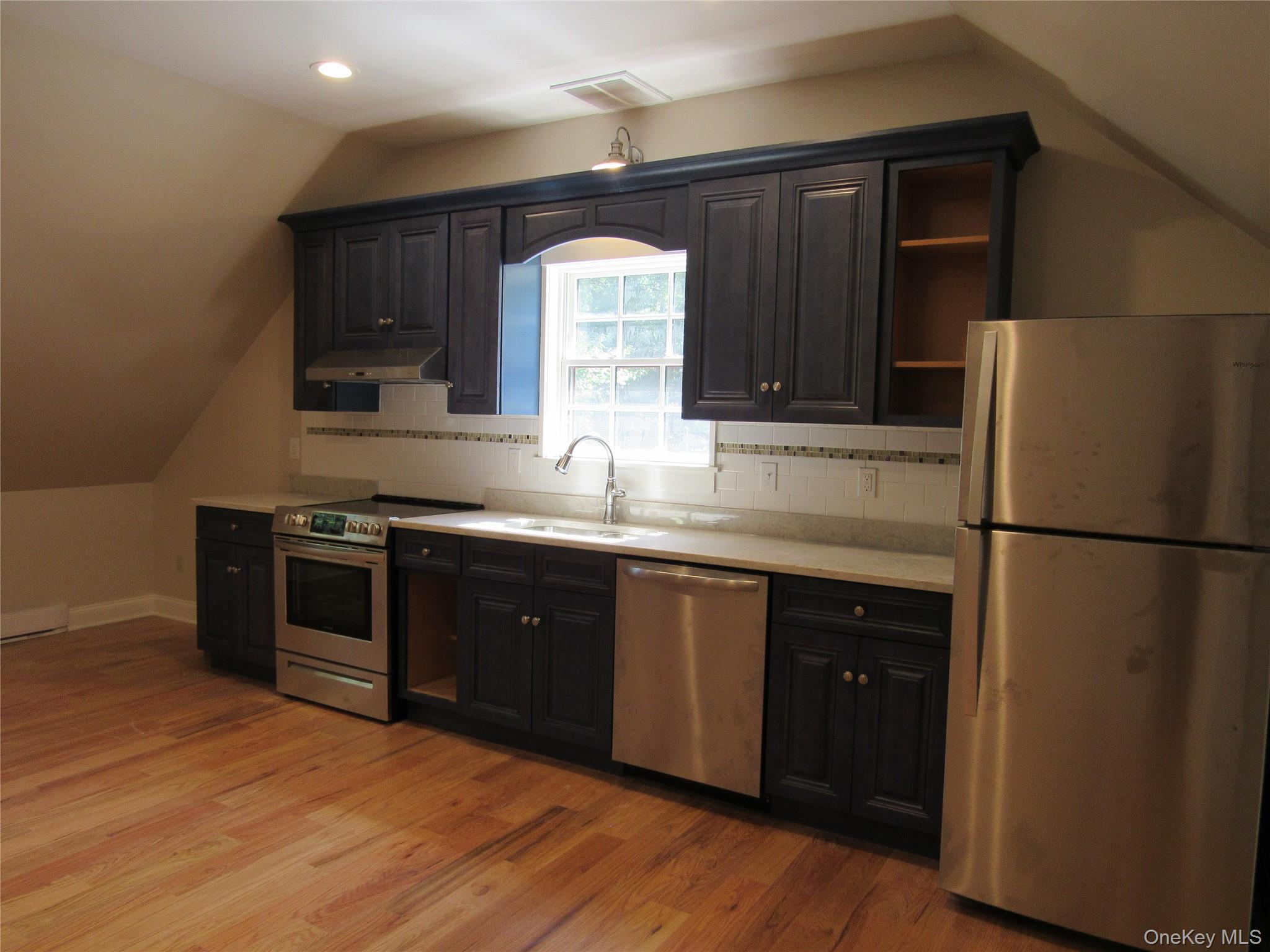 193 Stony Bar Road, Unit Apt 1 photo 7