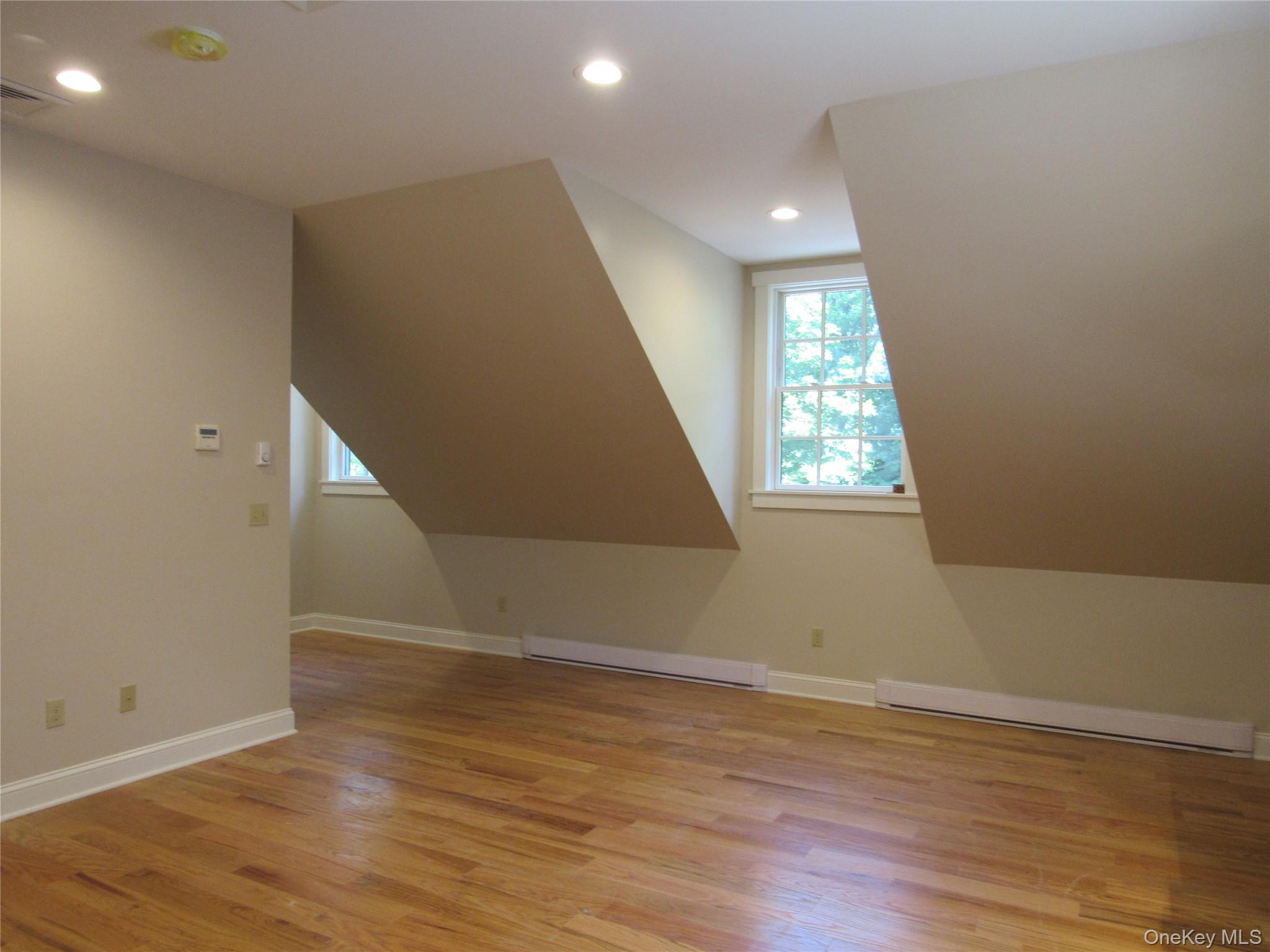193 Stony Bar Road, Unit Apt 1 photo 5