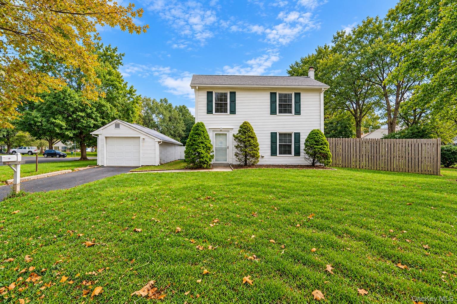 14 Petersburg Court – For Sale