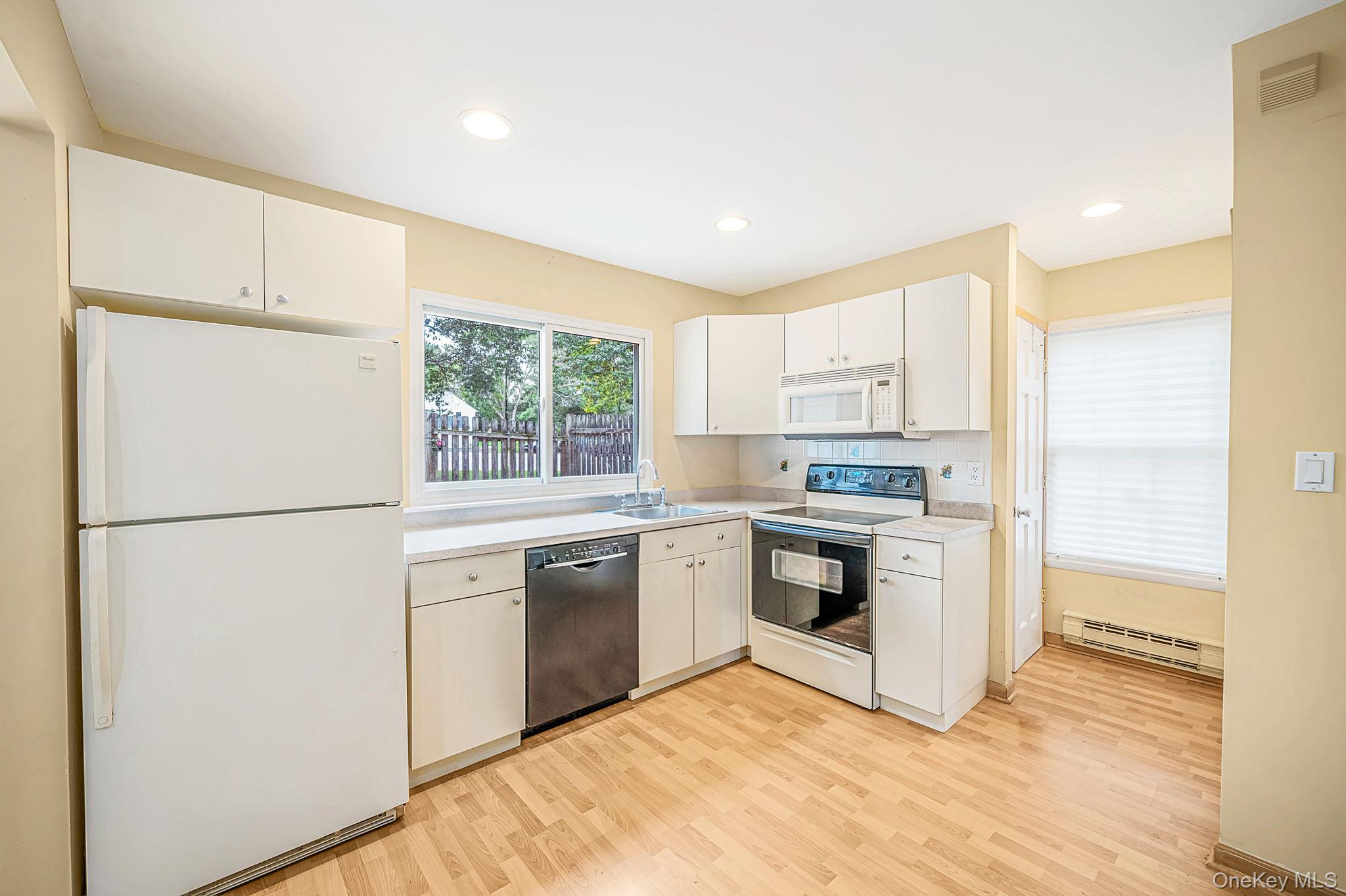 14 Petersburg Court – For Sale photo 6