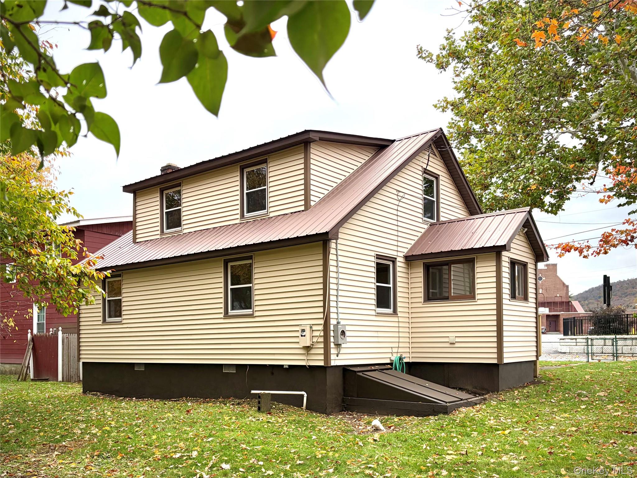 34 School Street – For Sale photo 36