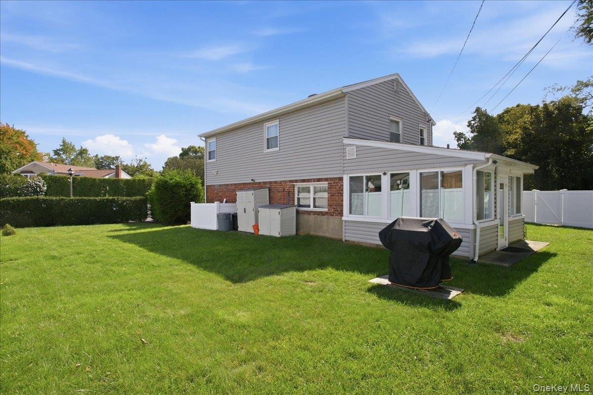 840 Carolyn Court – For Sale photo 27
