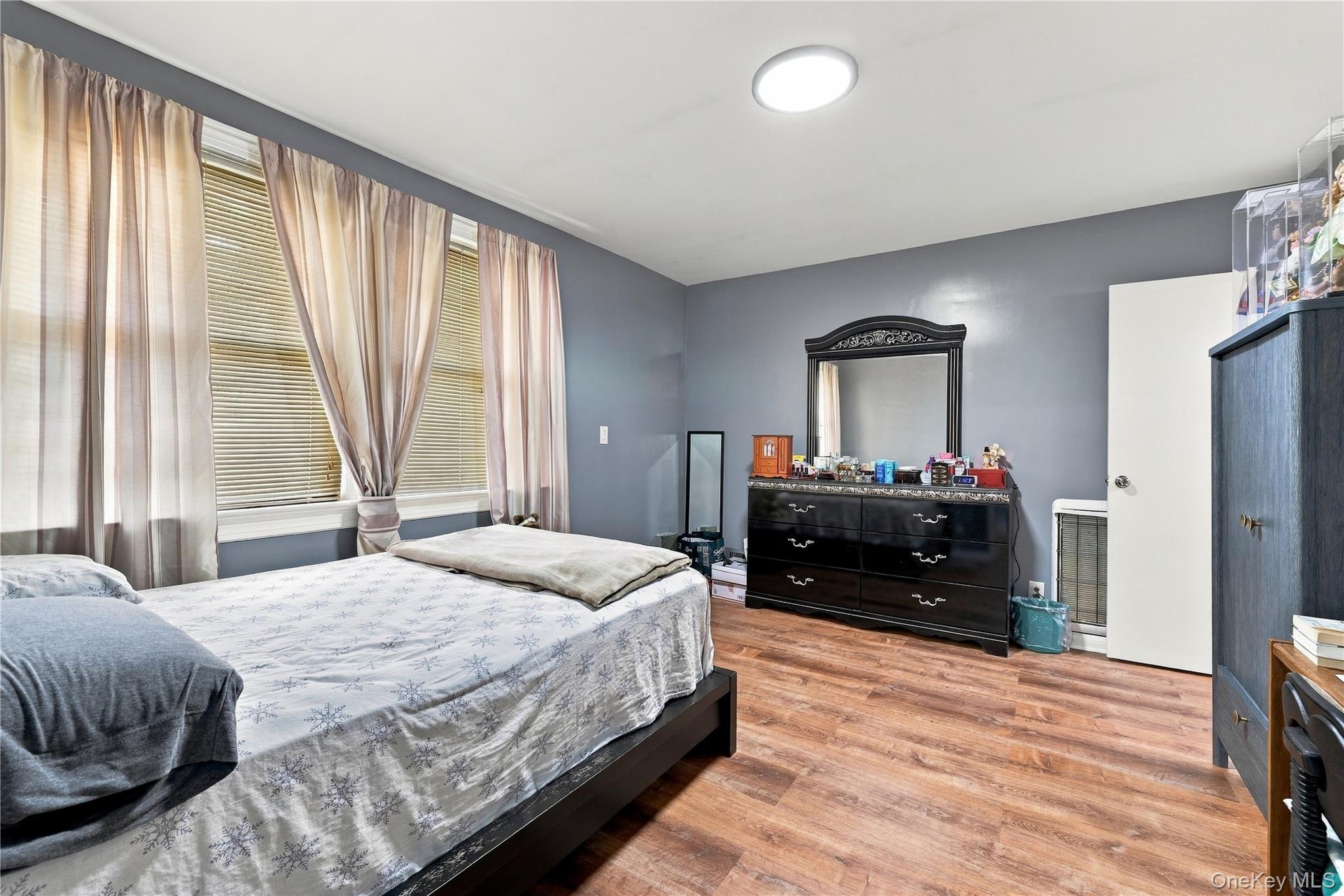 201 Hempstead Avenue – For Sale photo 13