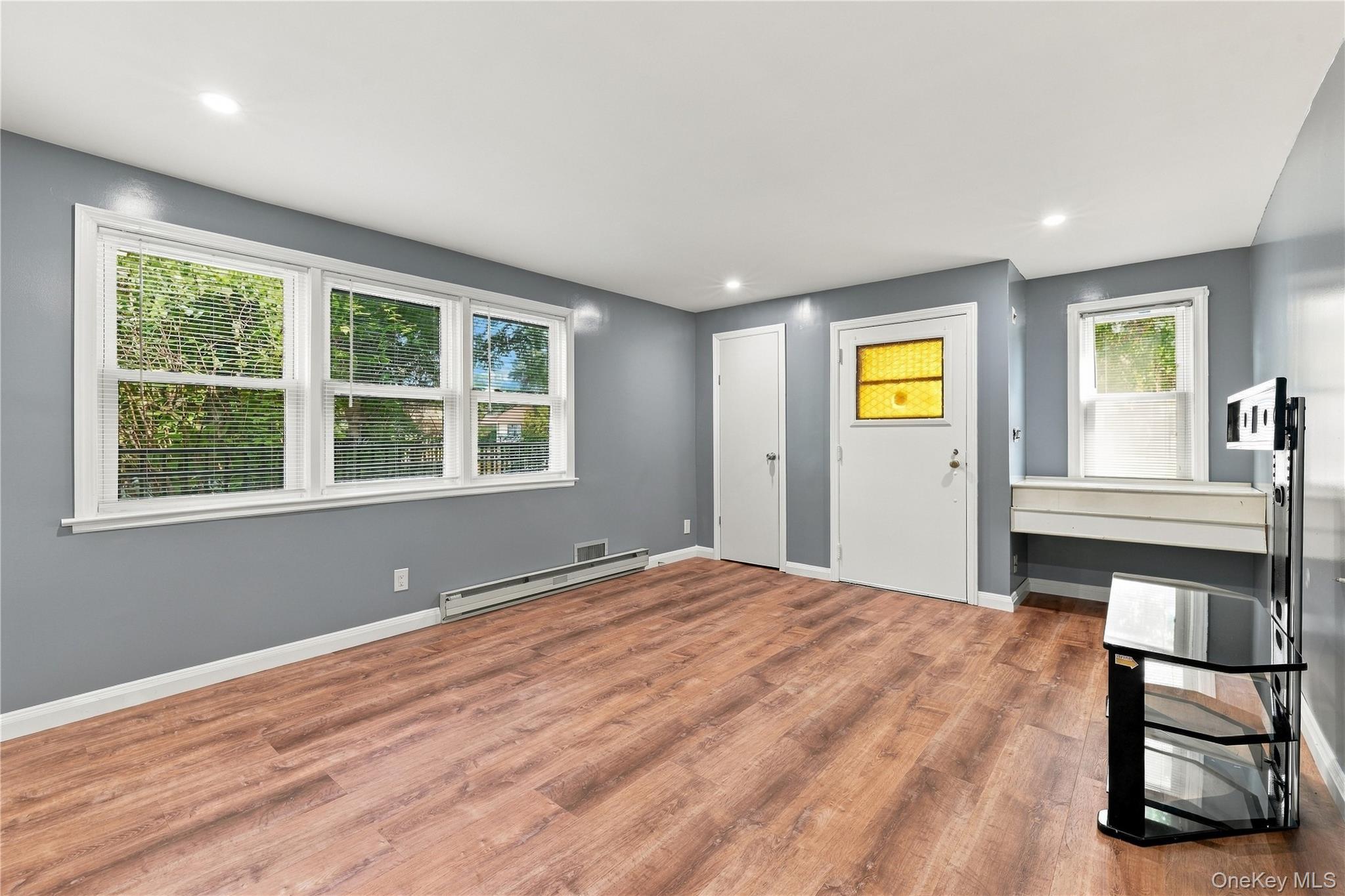 201 Hempstead Avenue – For Sale photo 15