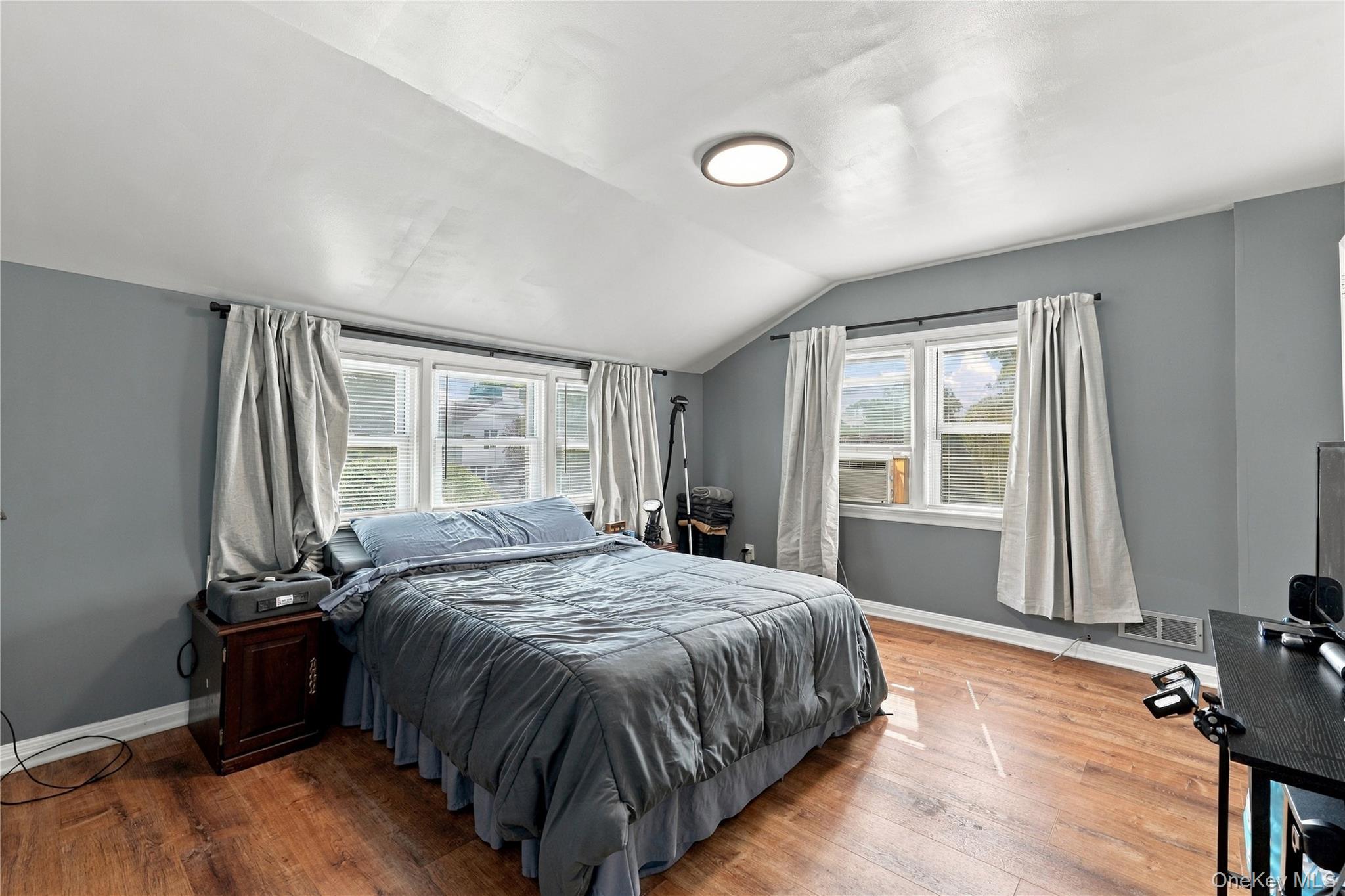 201 Hempstead Avenue – For Sale photo 20