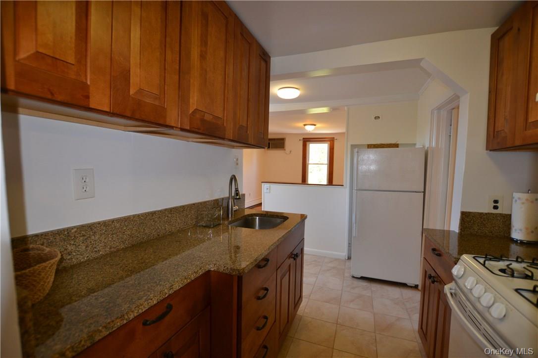 56 Palisade Street, Unit 2 photo 5