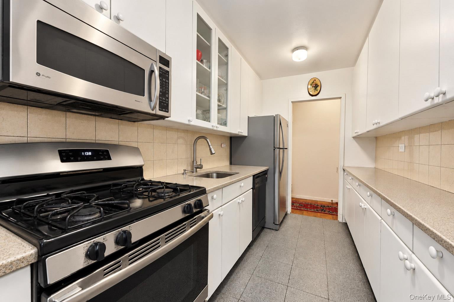 392 Central Park W, Unit 2R photo 10