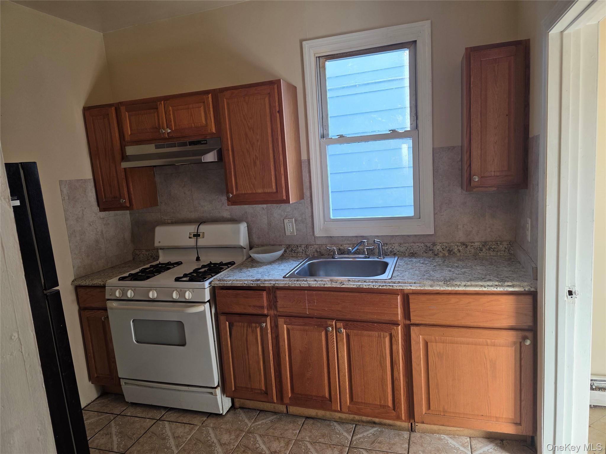 127 W Parmenter Street, Unit 1