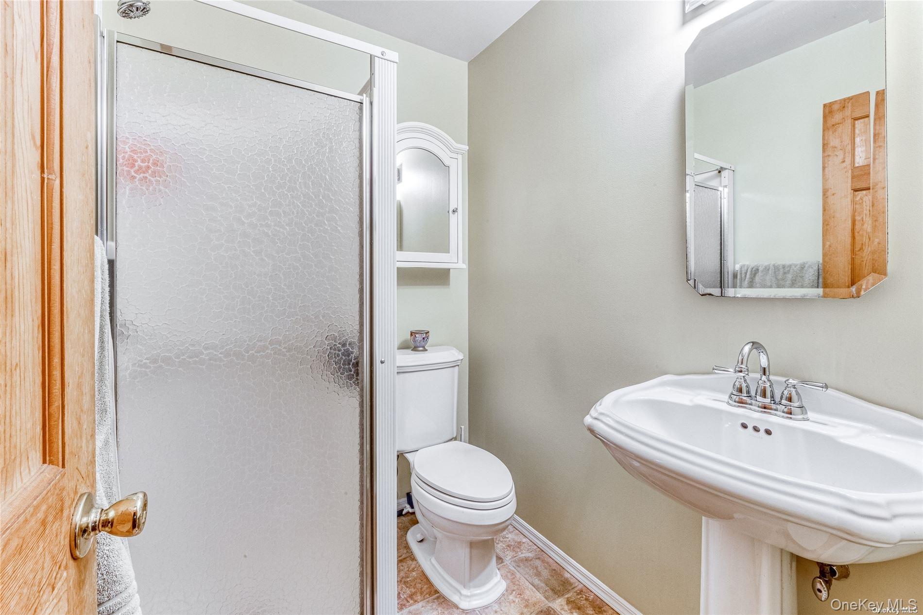 218 N Titmus Drive – For Sale photo 24