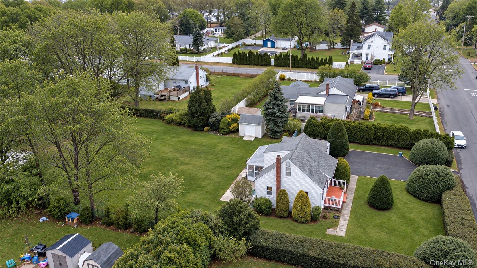 218 N Titmus Drive – For Sale photo 3