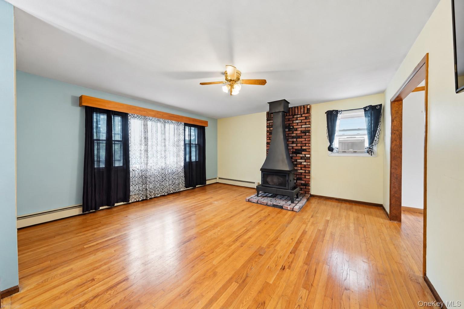 295 Depot Road – For Sale photo 4