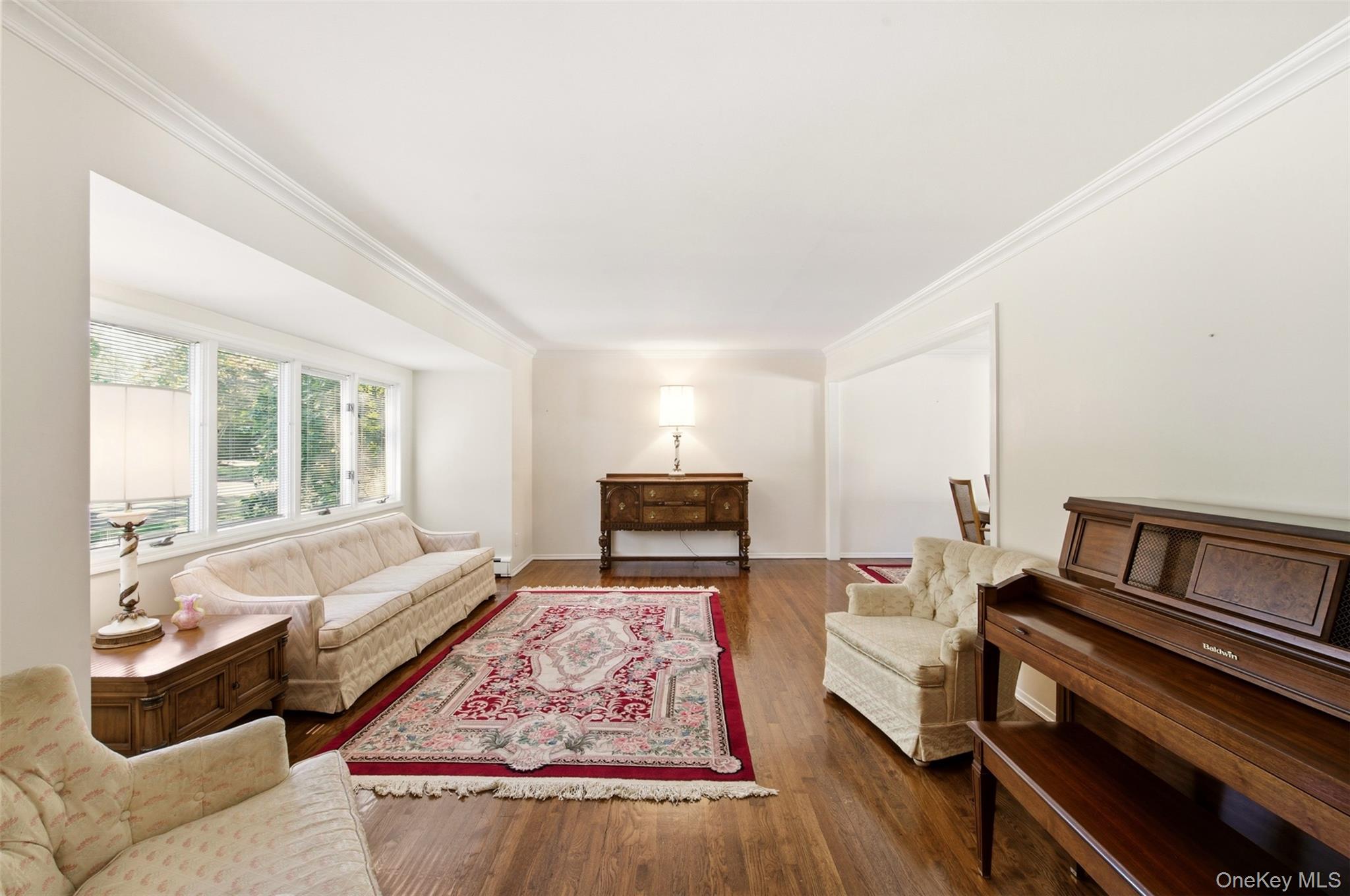 38 Nevinwood Place – For Sale photo 4