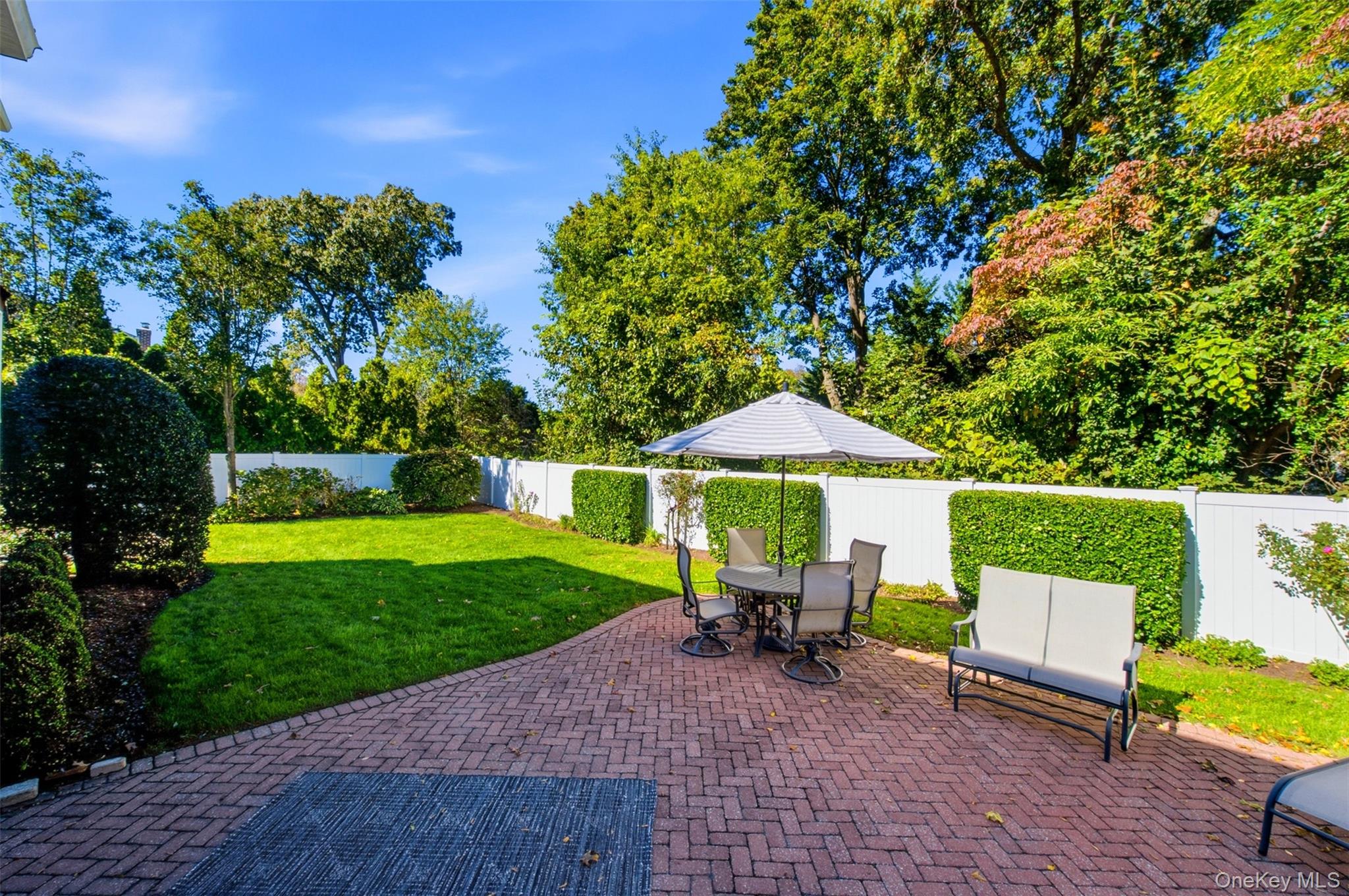 38 Nevinwood Place – For Sale photo 23