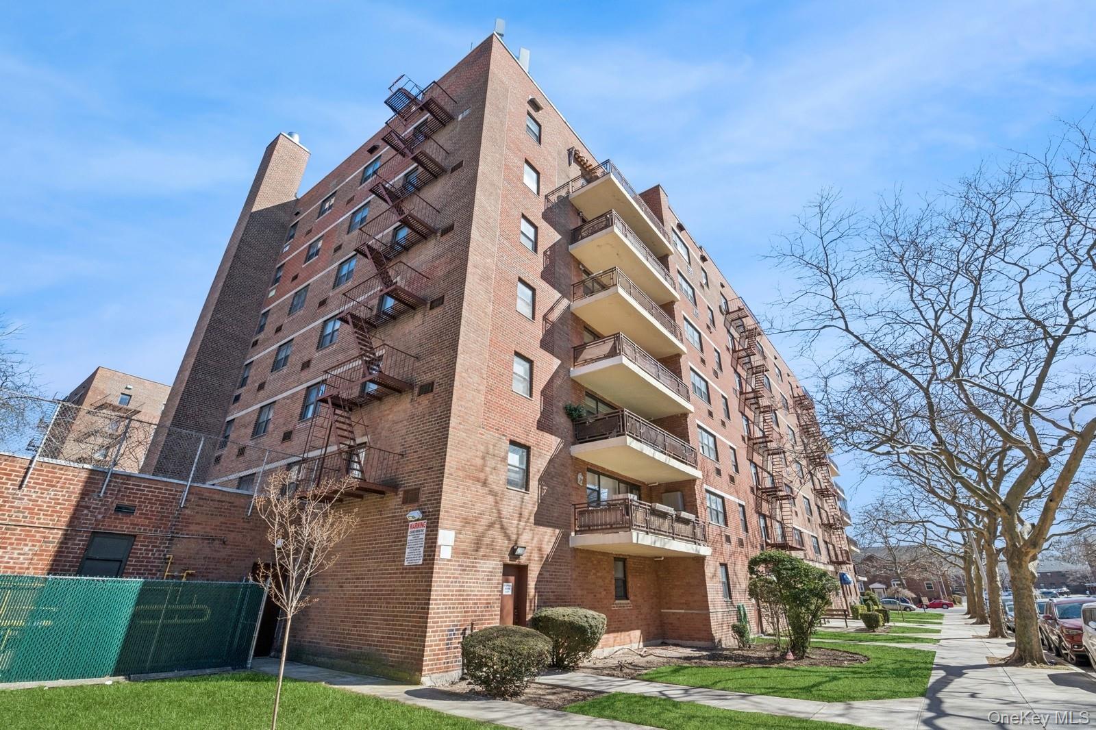 153-25 88th Street, Unit 5L photo 6