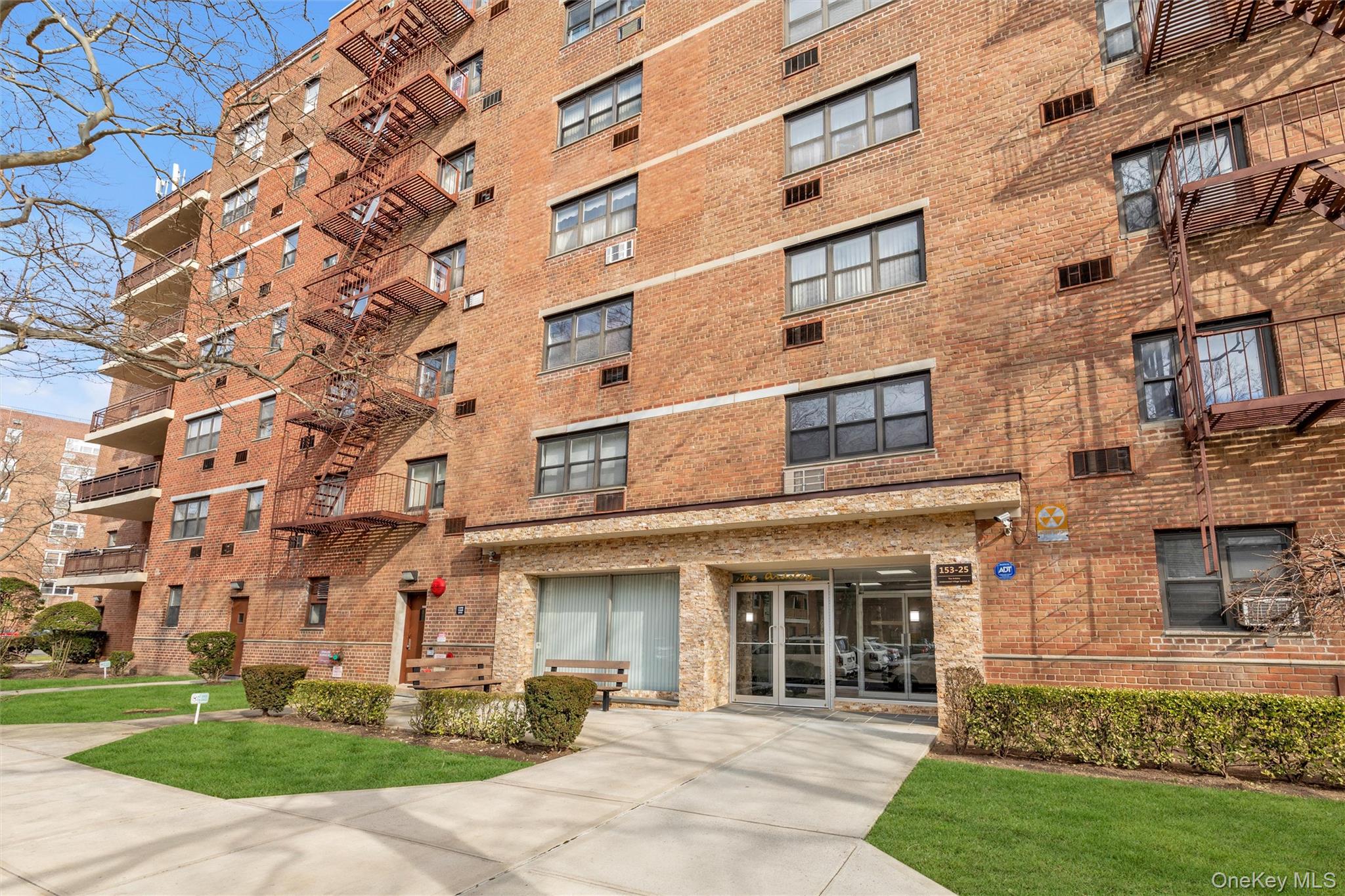 153-25 88th Street, Unit 5L photo 5