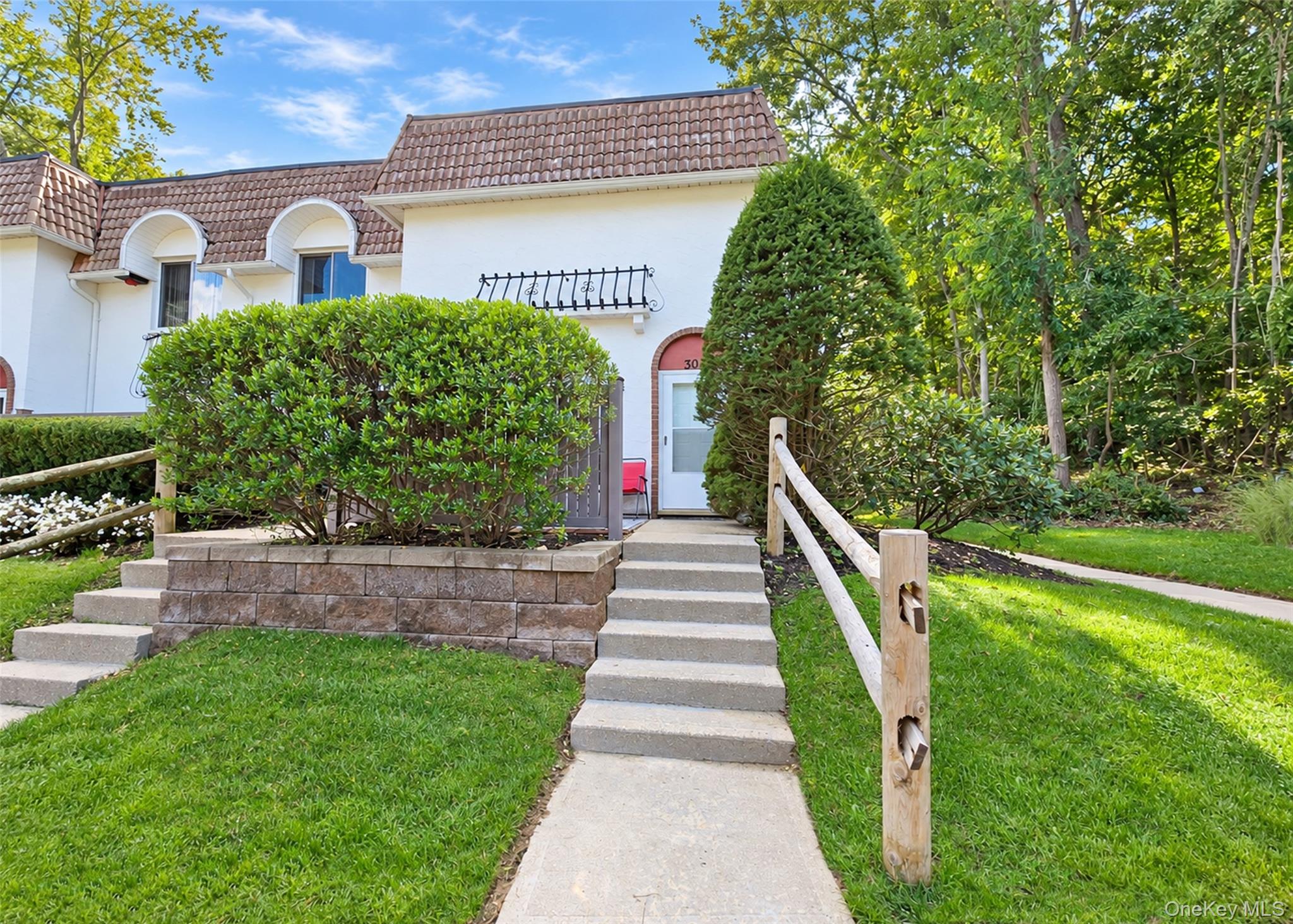 305 Brettonwoods Drive – For Sale