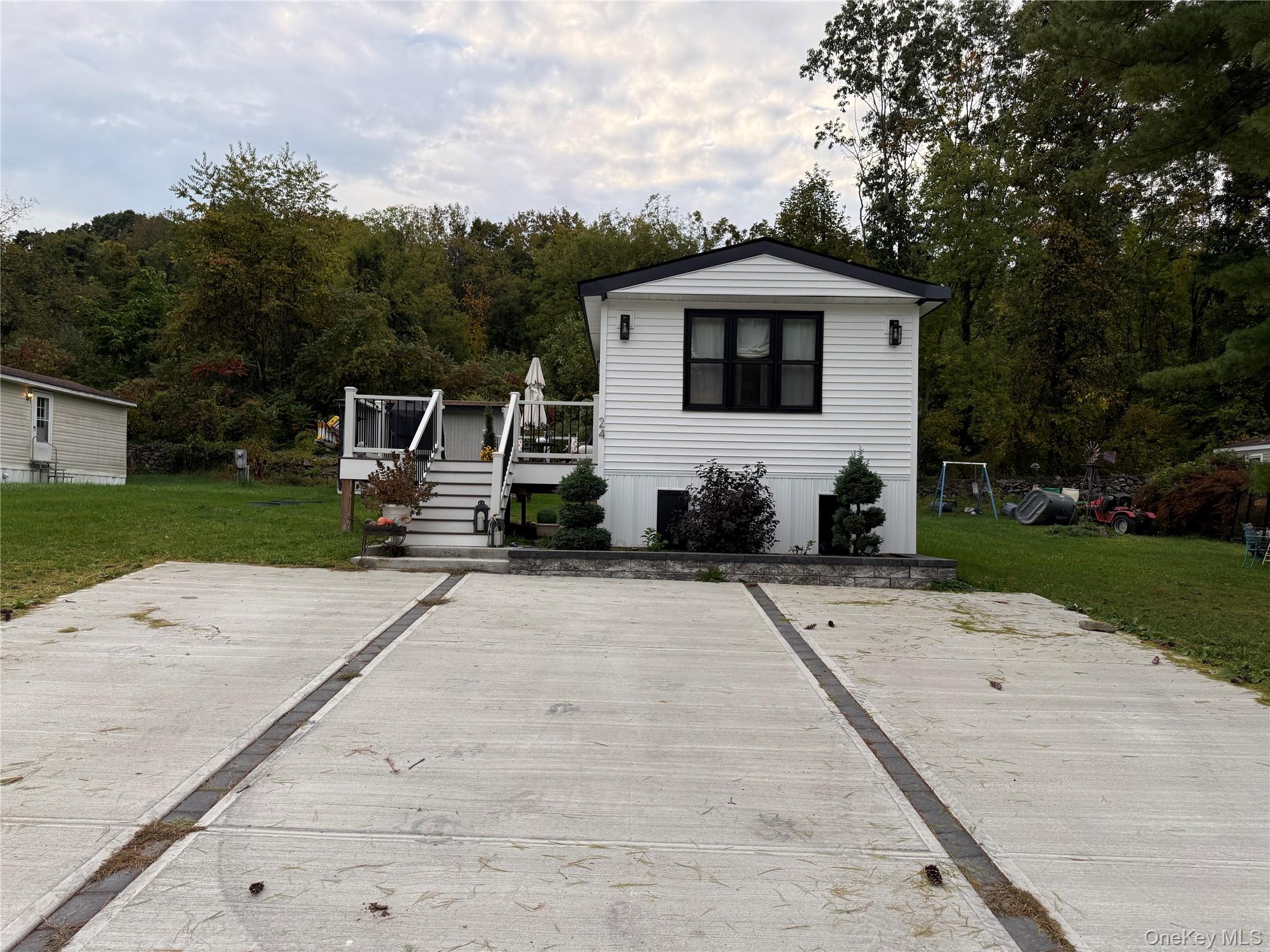2 Walnut Park Lot 24 Lane – For Sale photo 25