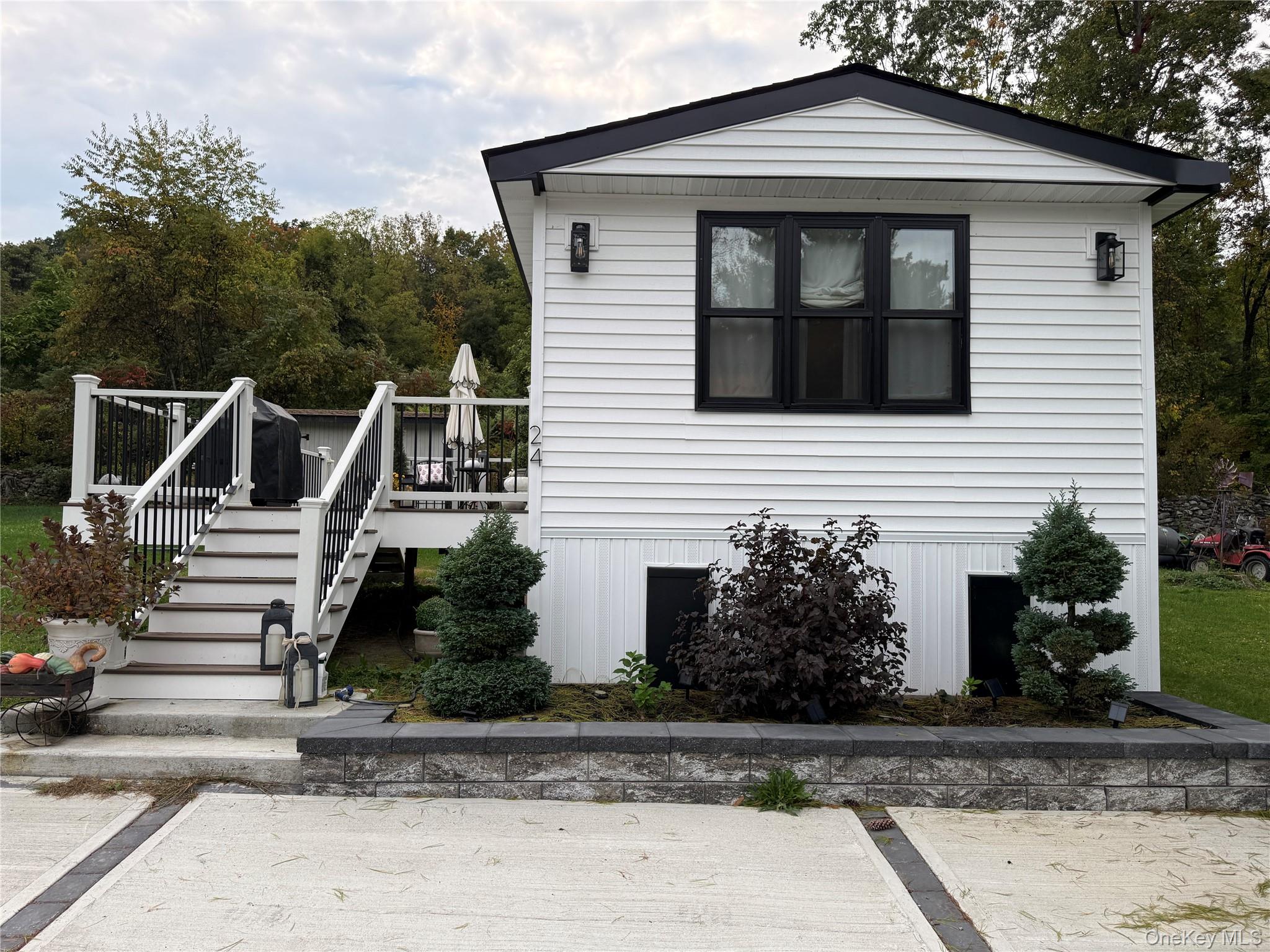 2 Walnut Park Lot 24 Lane – For Sale