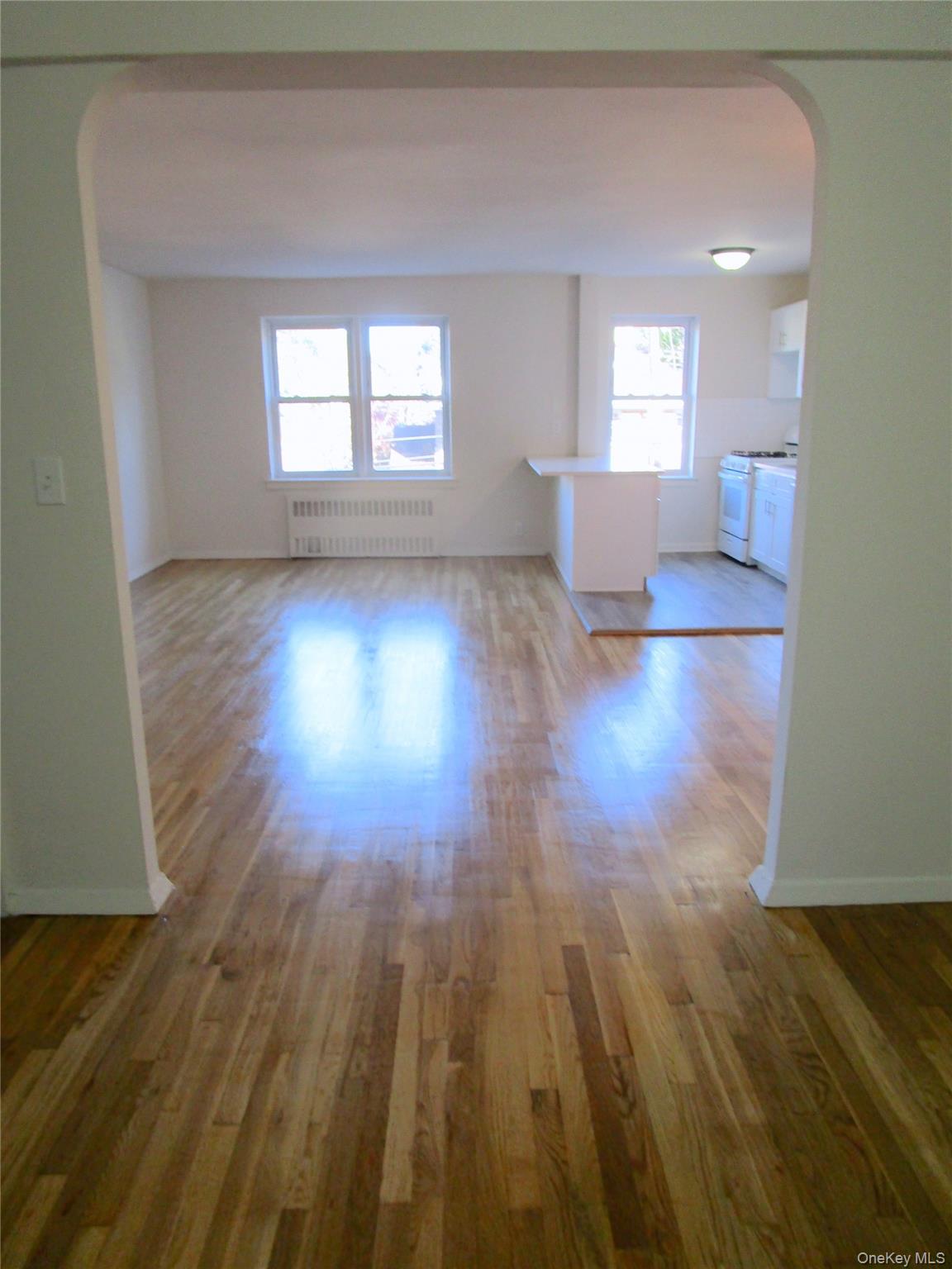 585 Mclean Avenue, Unit 2A photo 3