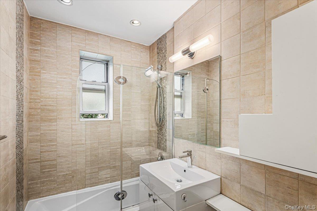 5136 30th Avenue, Unit 3B photo 9