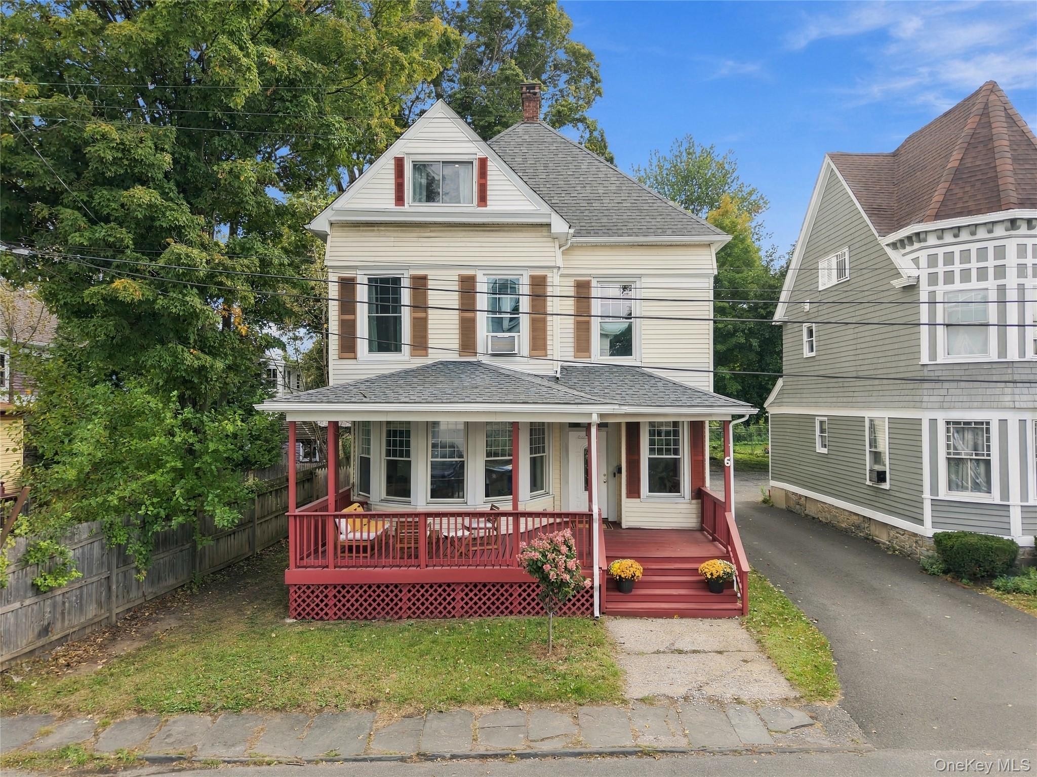 6 Saint James Court – For Sale