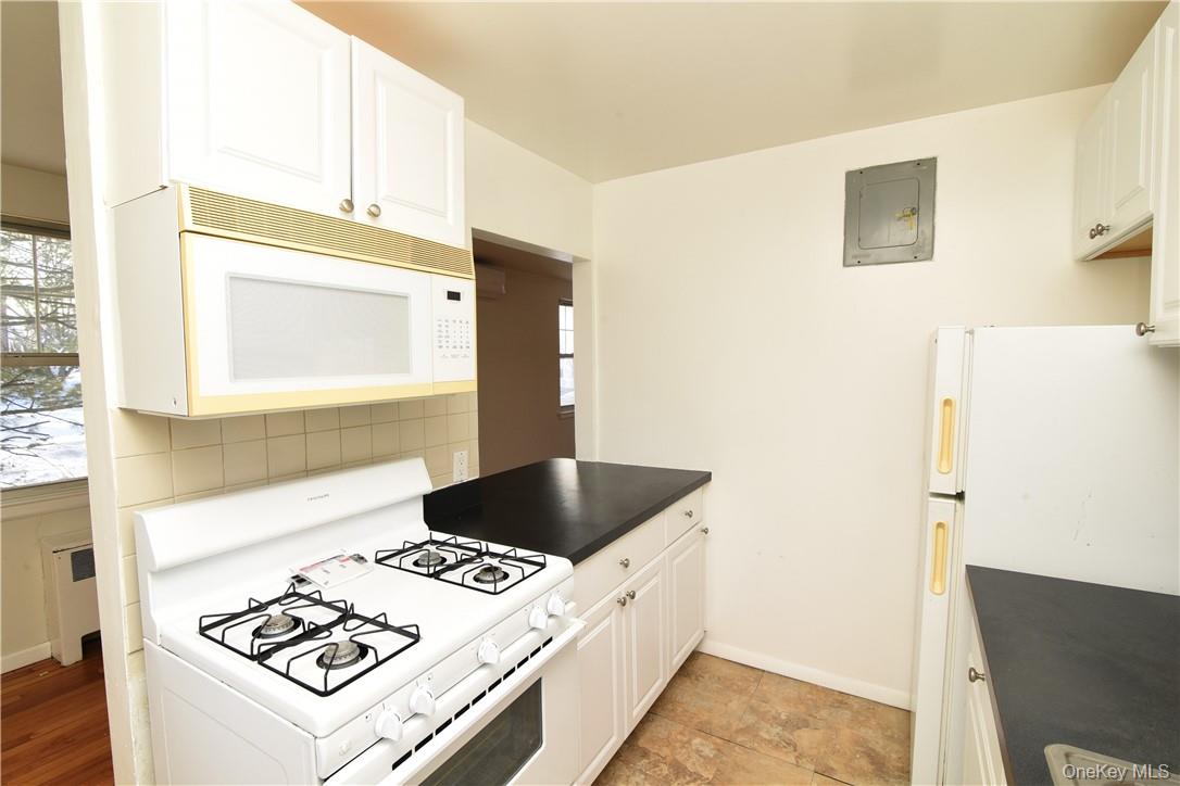 101 Carpenter Avenue, Unit A1 photo 9