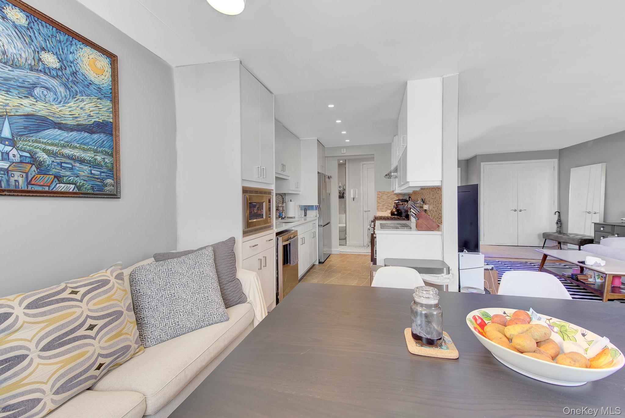 54-44 Little Neck Parkway, Unit 4T photo 10