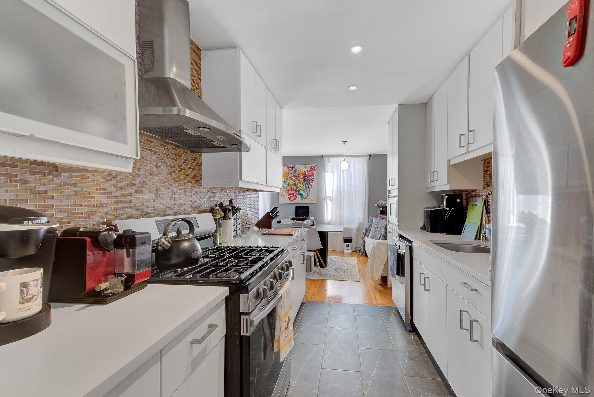 54-44 Little Neck Parkway, Unit 4T photo 12