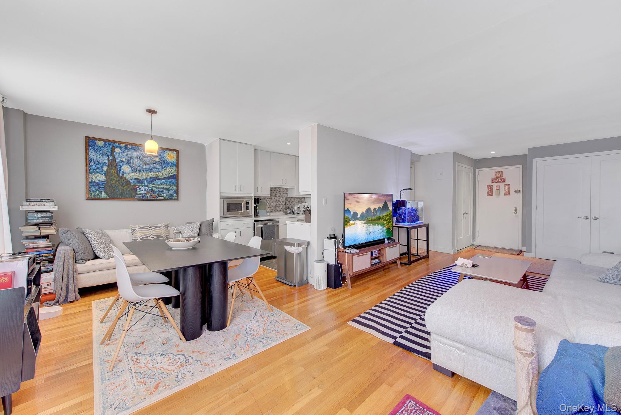 54-44 Little Neck Parkway, Unit 4T photo 8