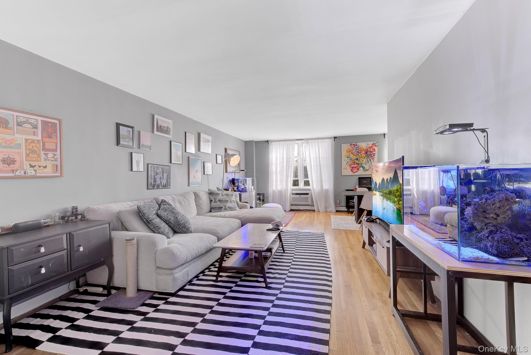 54-44 Little Neck Parkway, Unit 4T photo 4