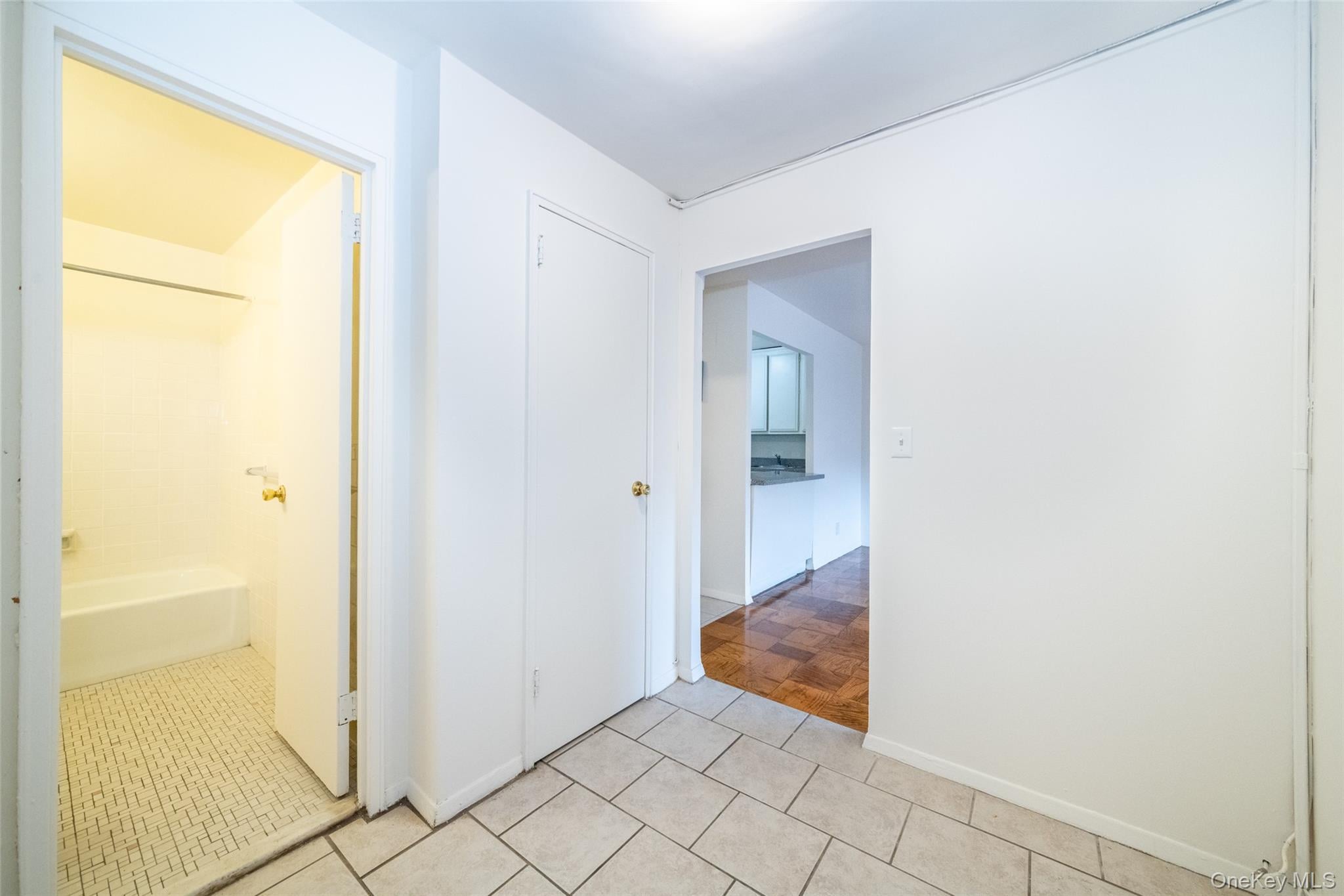 15 Lake Street, Unit 4-C photo 8