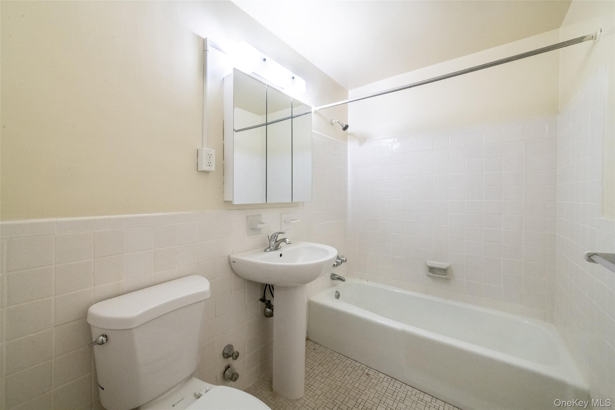 15 Lake Street, Unit 4-C photo 6