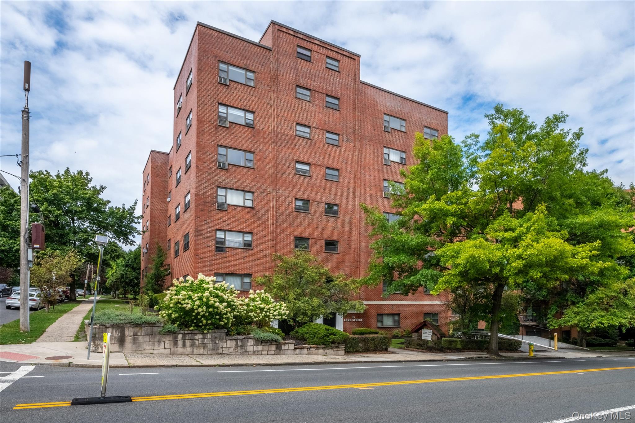 15 Lake Street, Unit 4-C