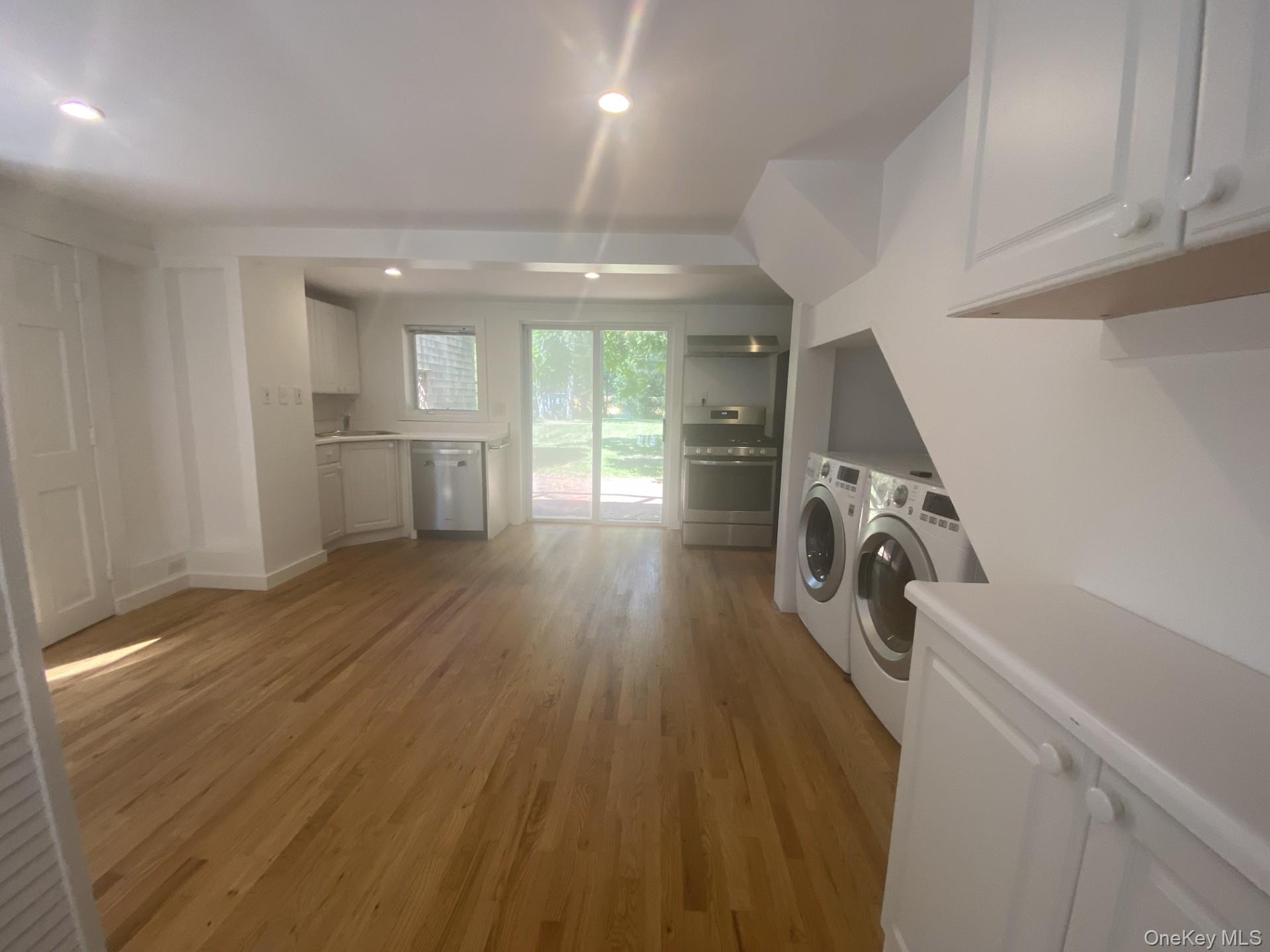 14 B Franklin Ave – For Rent photo 4