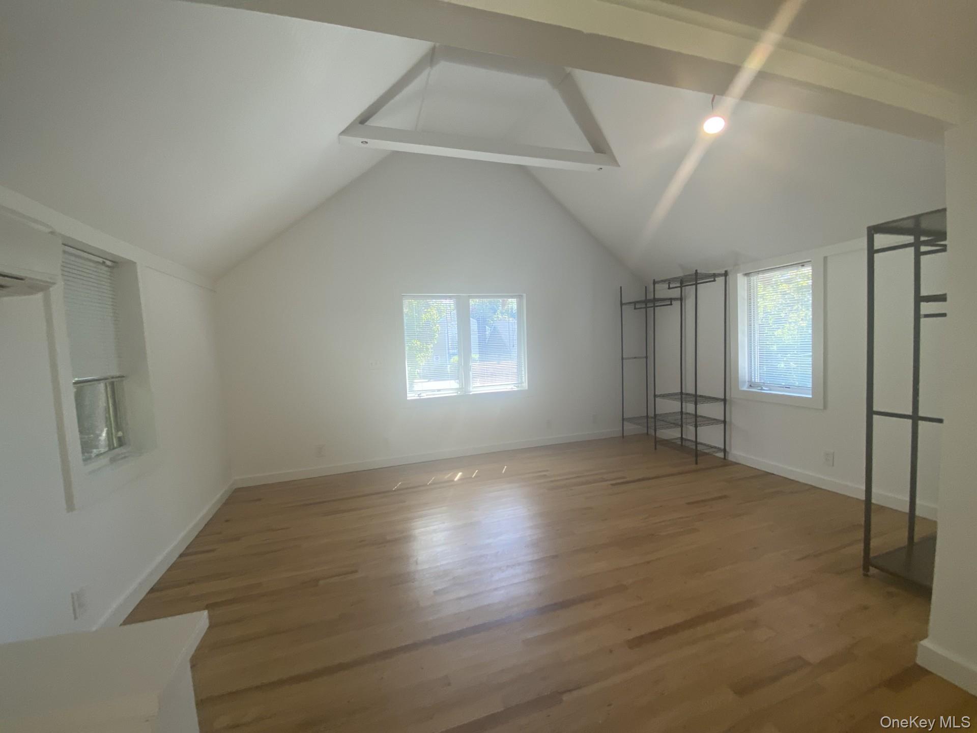 14 B Franklin Ave – For Rent photo 11