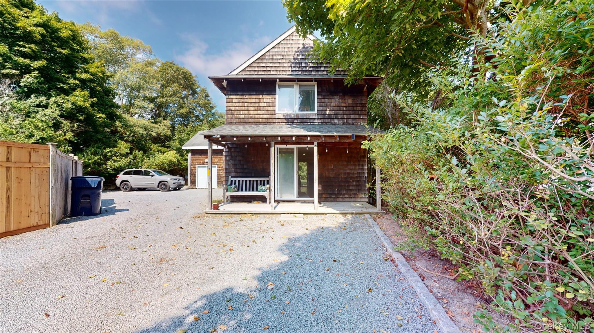 14 B Franklin Ave – For Rent