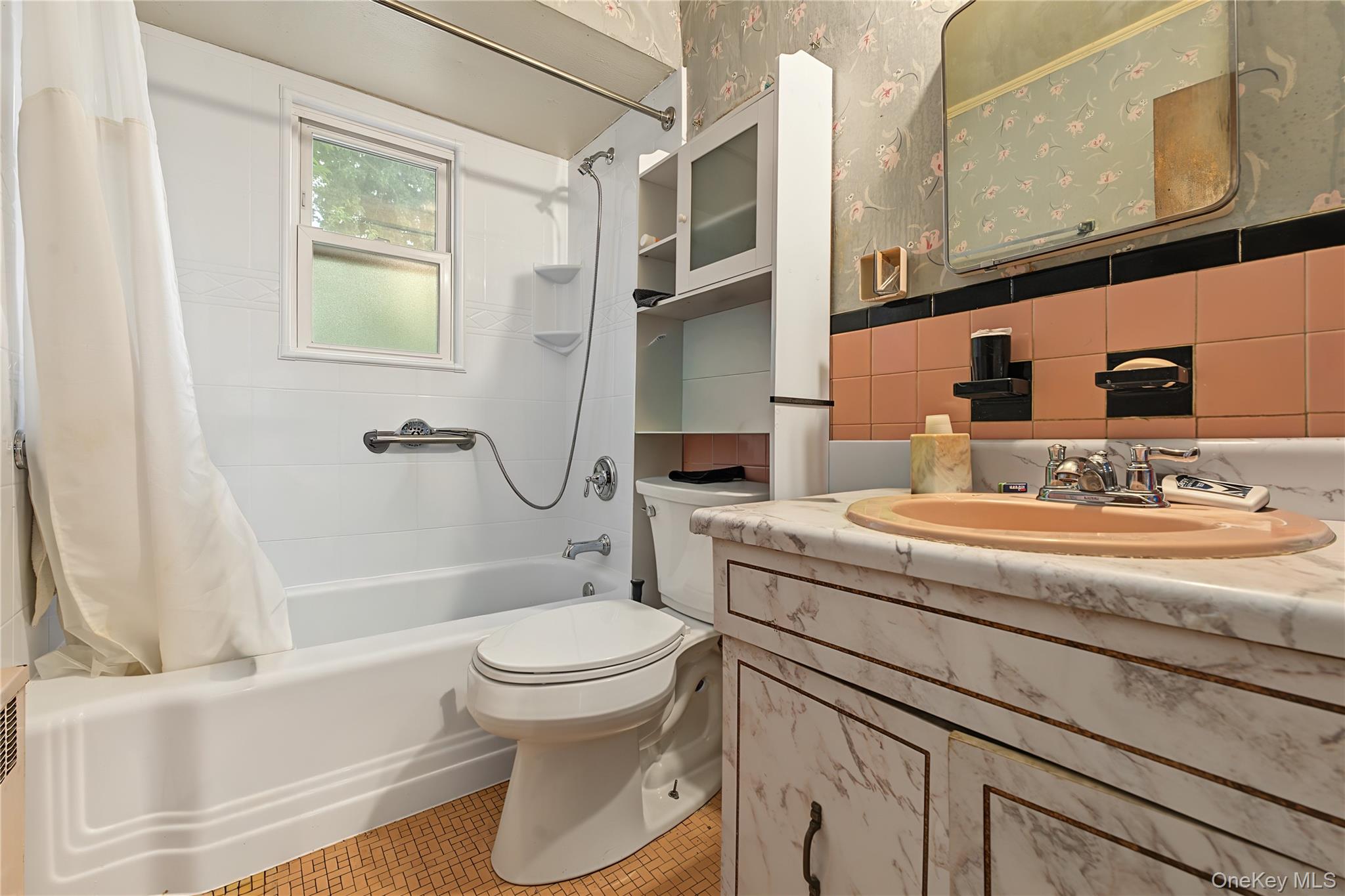 702 Partridge Avenue – For Sale photo 4