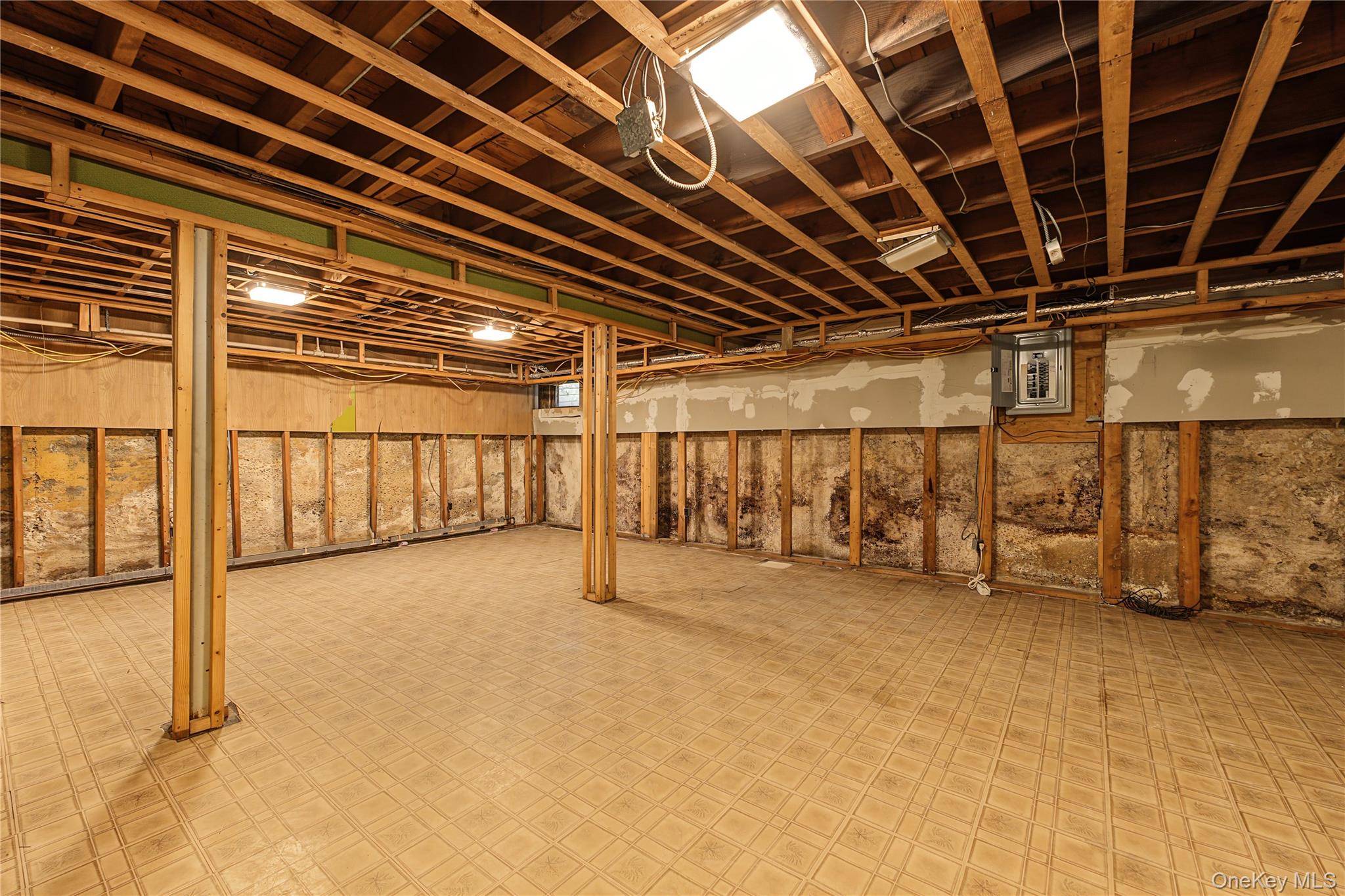 702 Partridge Avenue – For Sale photo 12