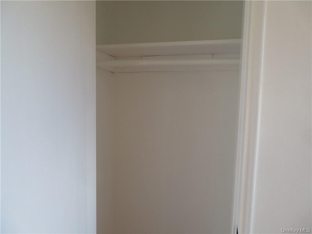 101 Carpenter Avenue, Unit E2 photo 22