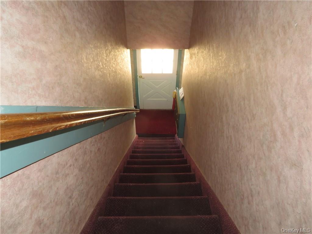 101 Carpenter Avenue, Unit E2 photo 2
