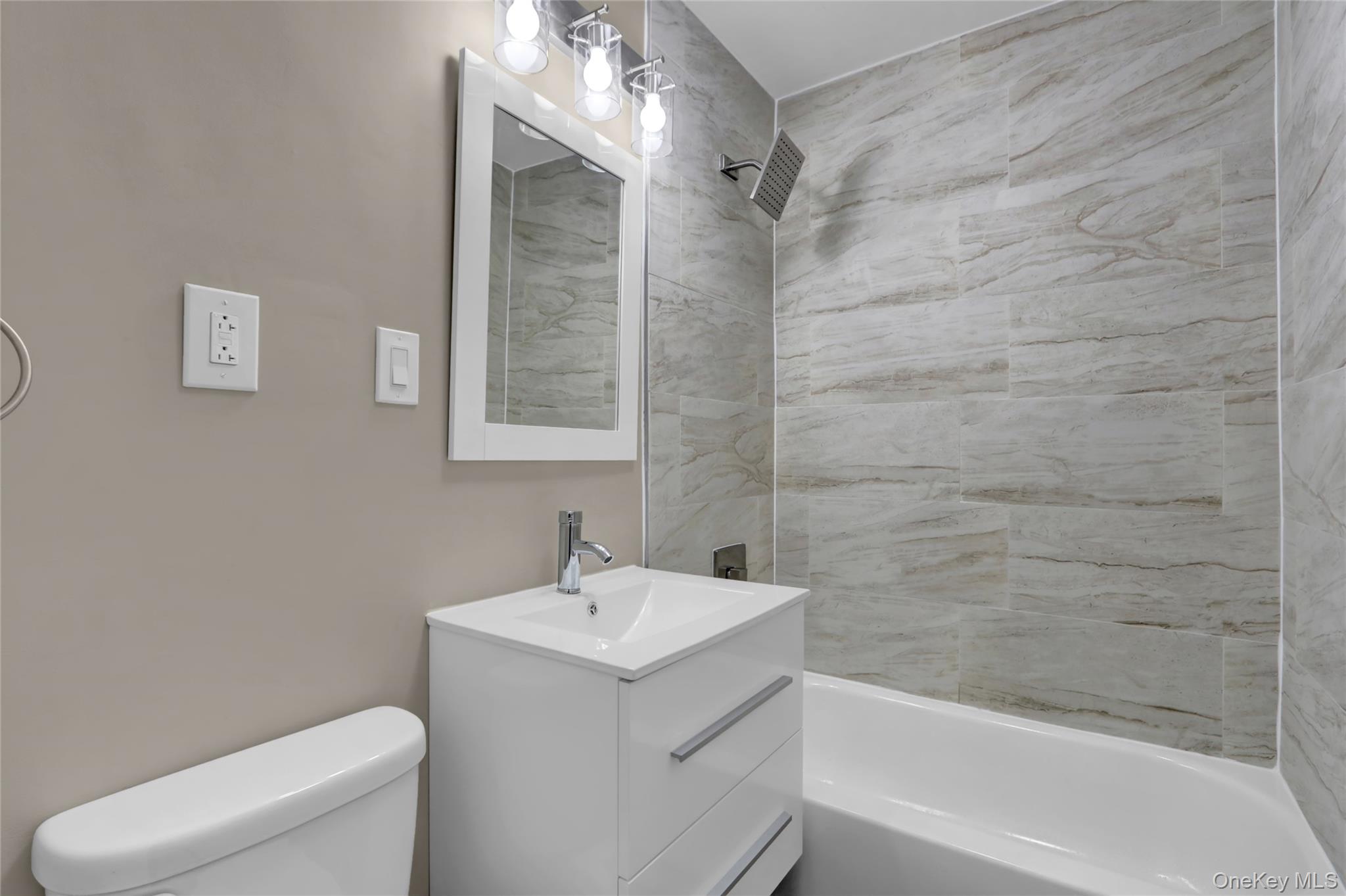 62 15th Street – For Sale photo 17