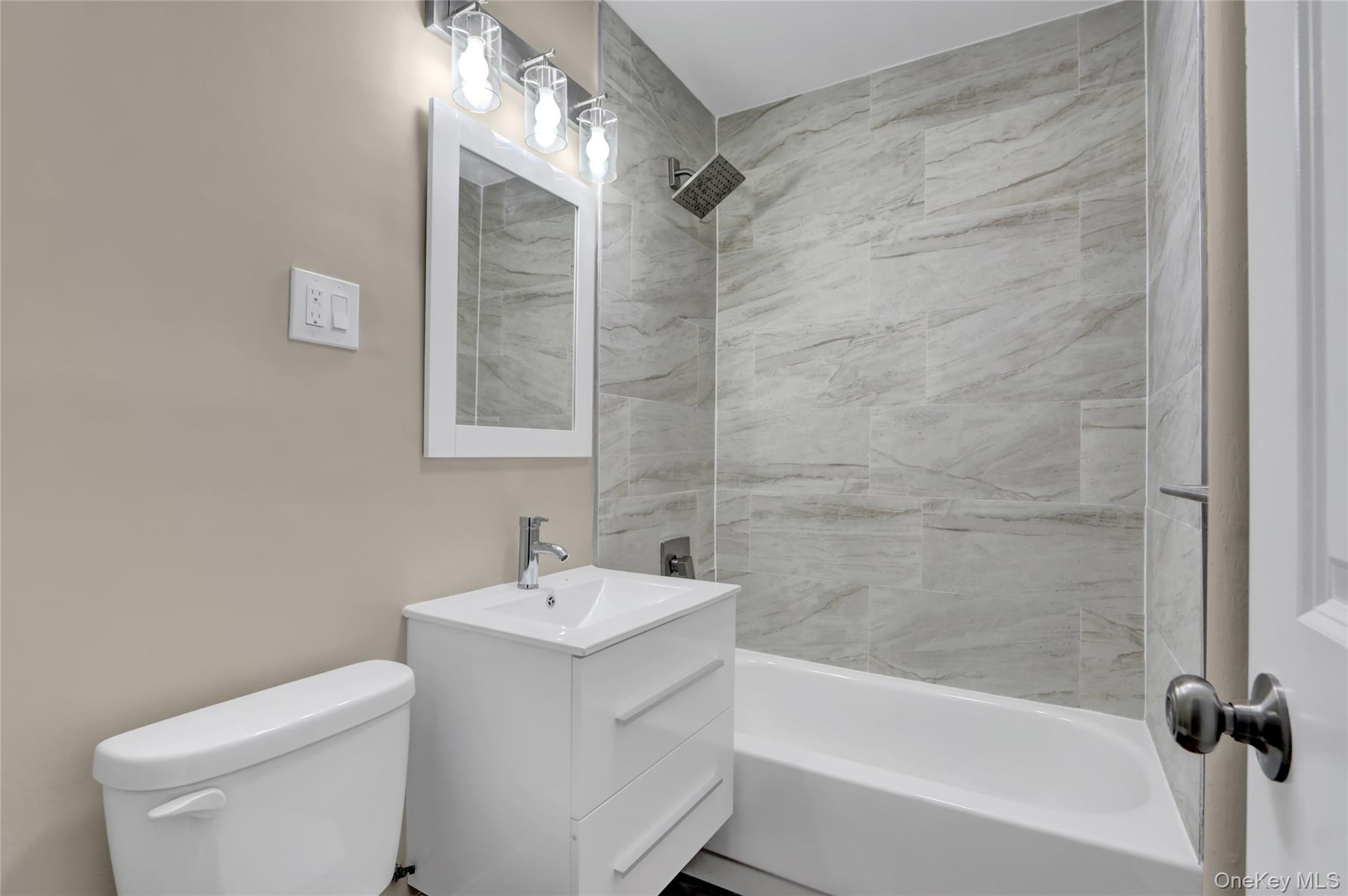 62 15th Street – For Sale photo 12