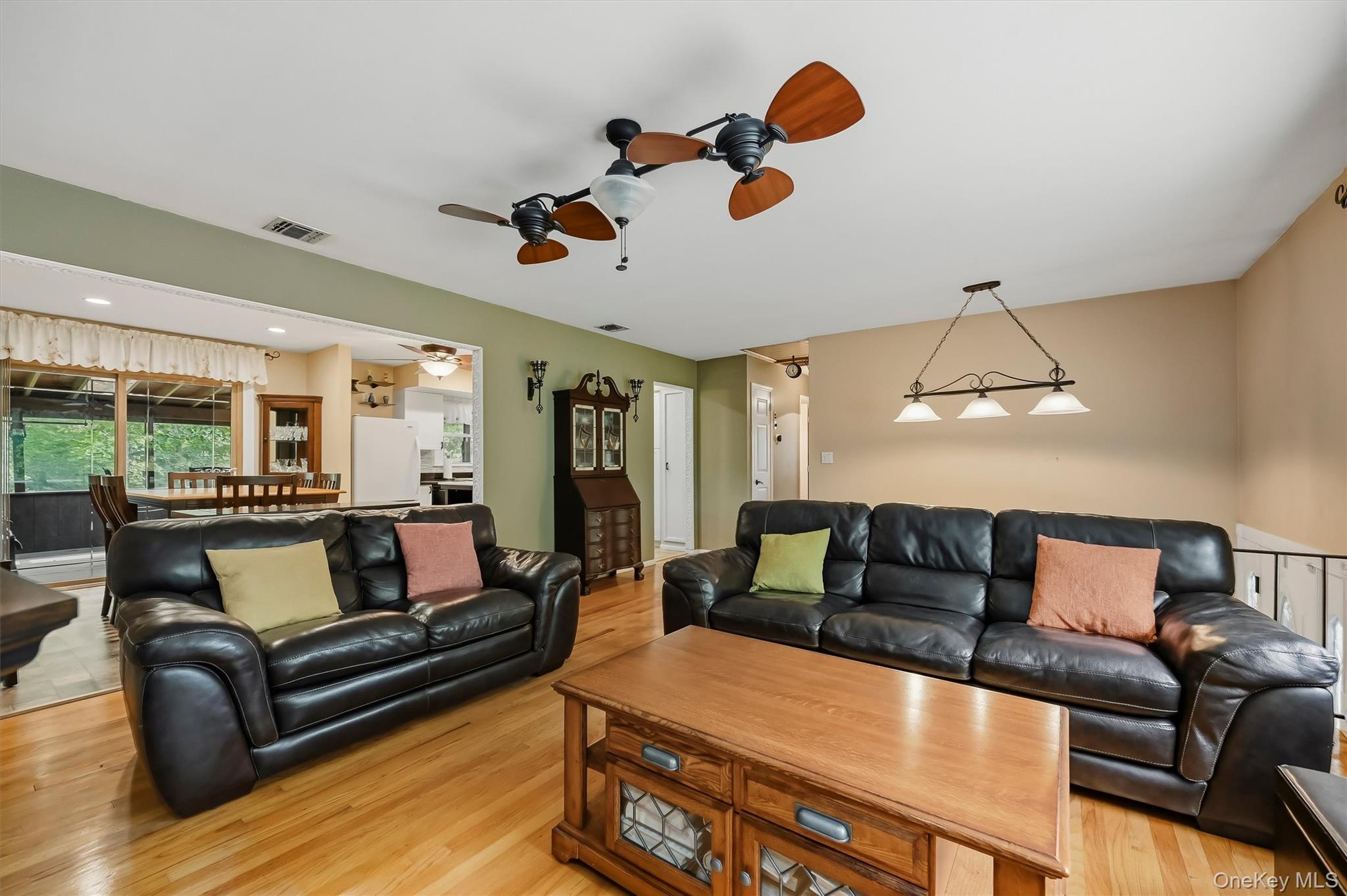 64 Forest Glen Road – For Sale photo 9