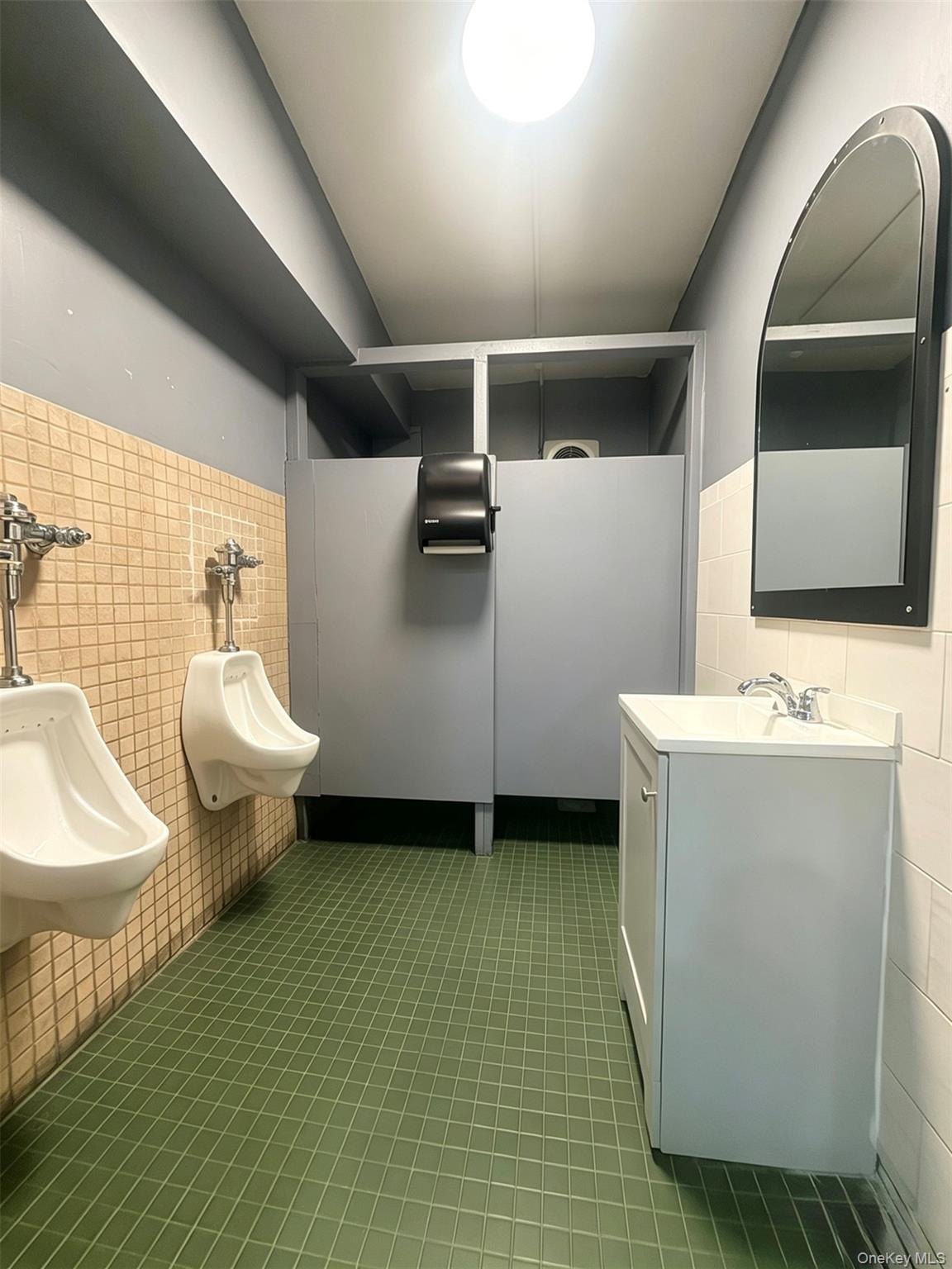 4326 91st Place – For Rent photo 6