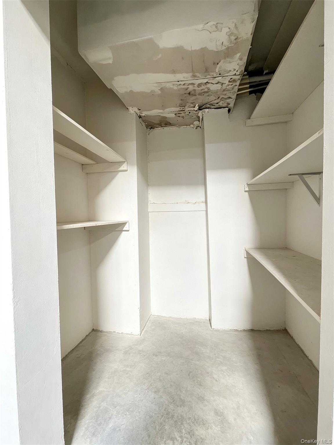 4326 91st Place – For Rent photo 11