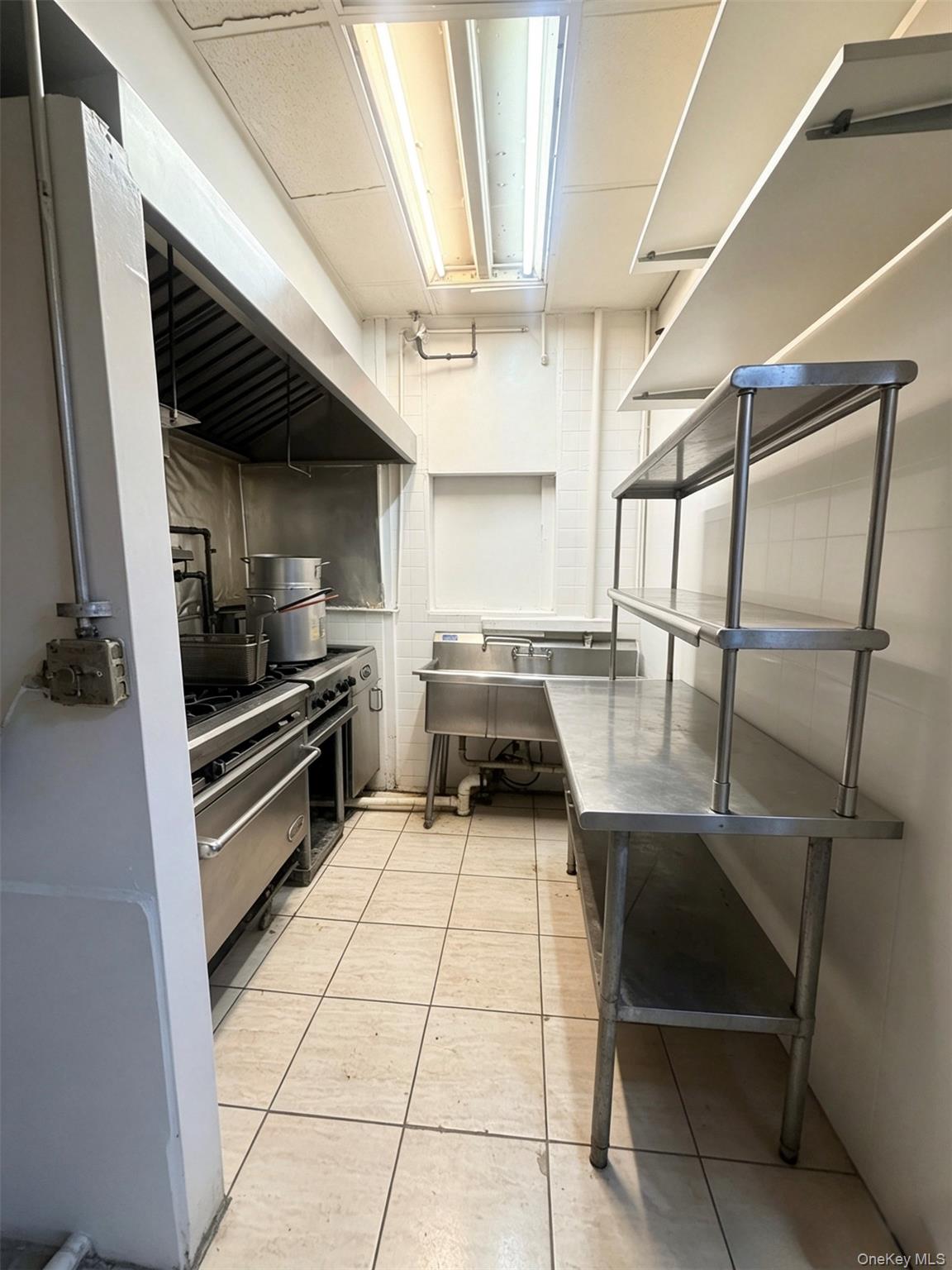4326 91st Place – For Rent photo 5
